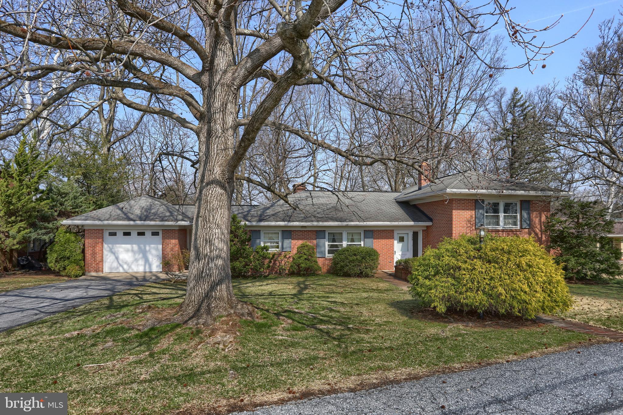 HERSHEY VILLAGE - Residential