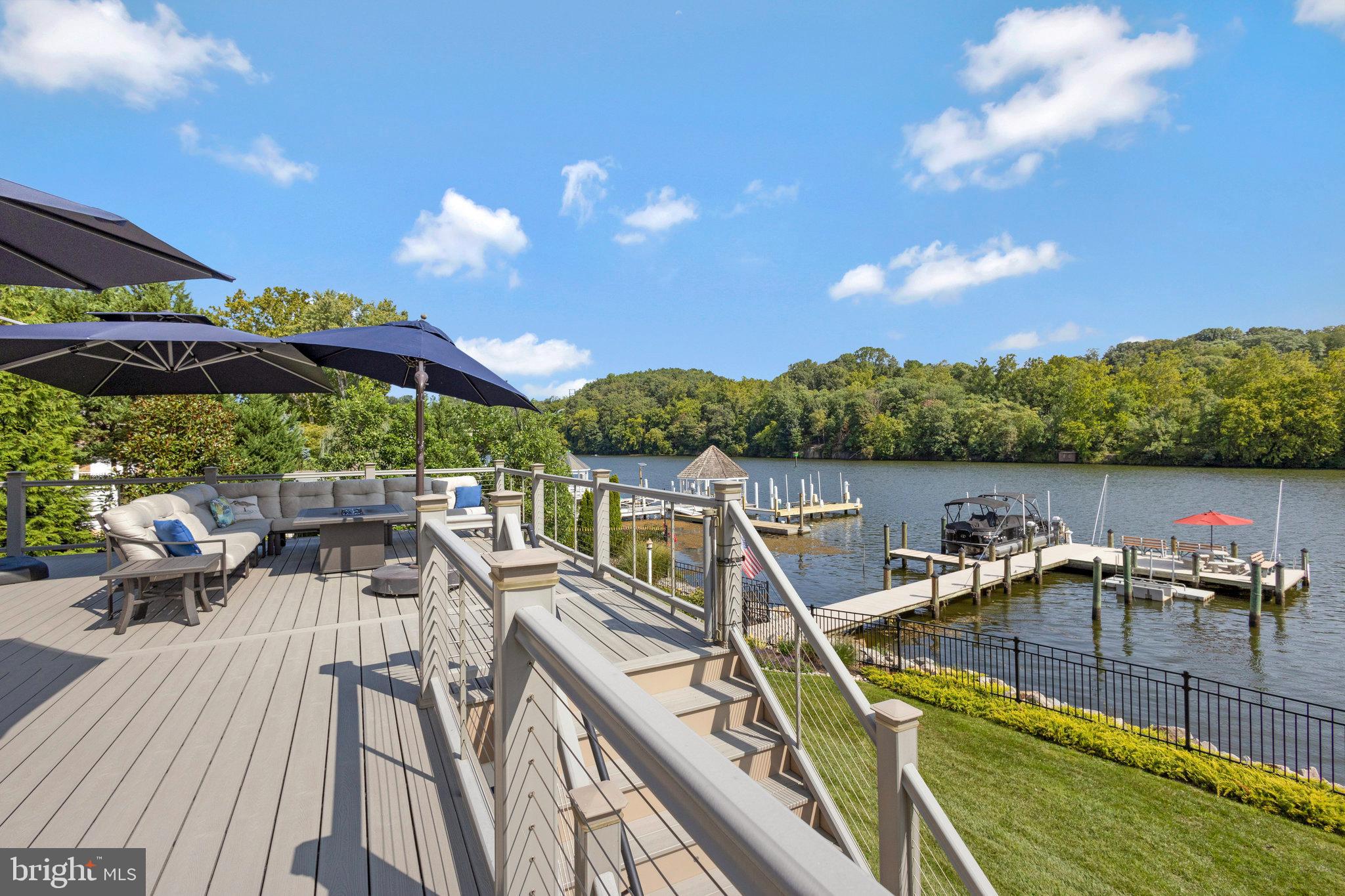 JOHN LEARY - Residential