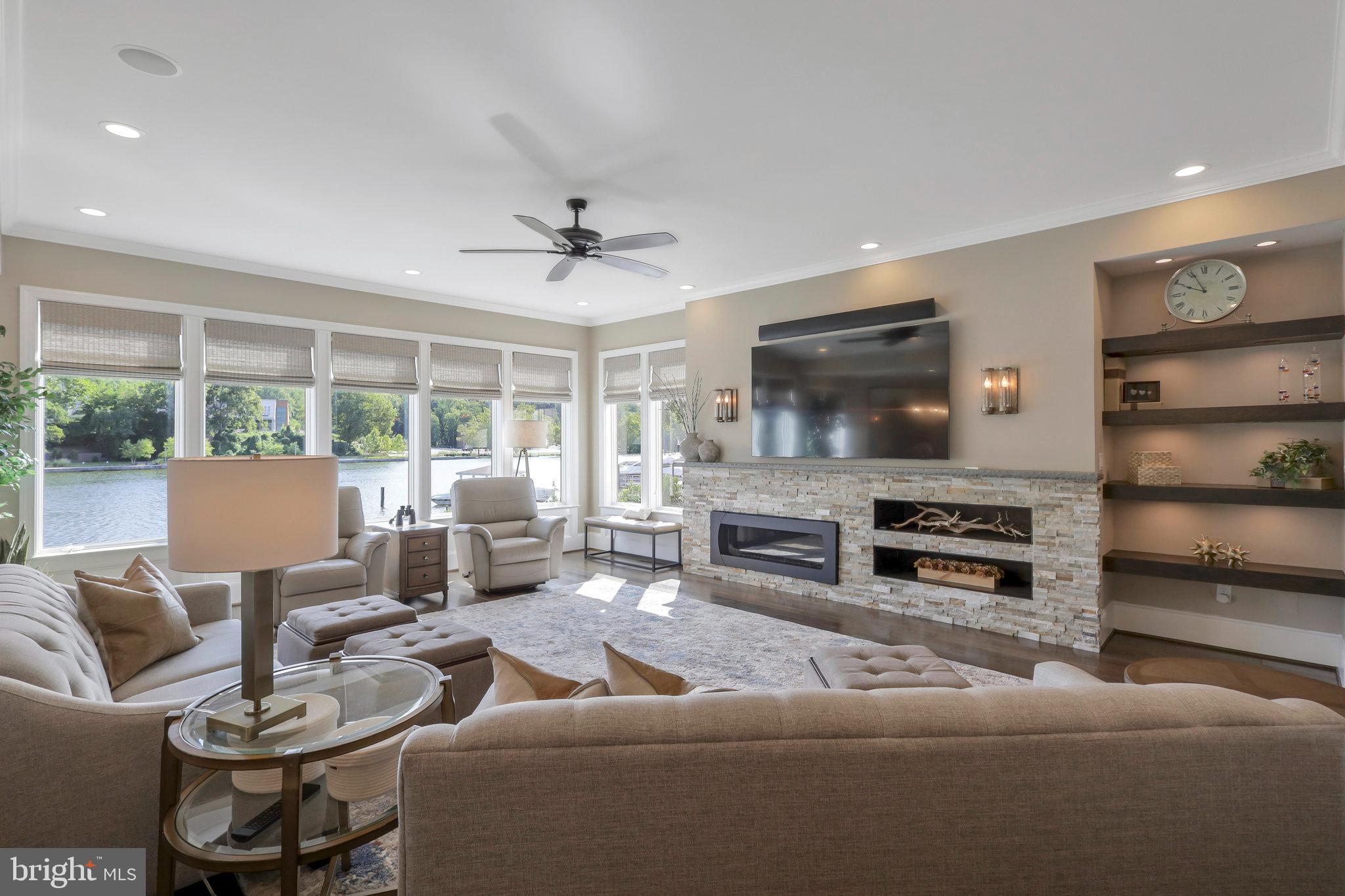 JOHN LEARY - Residential