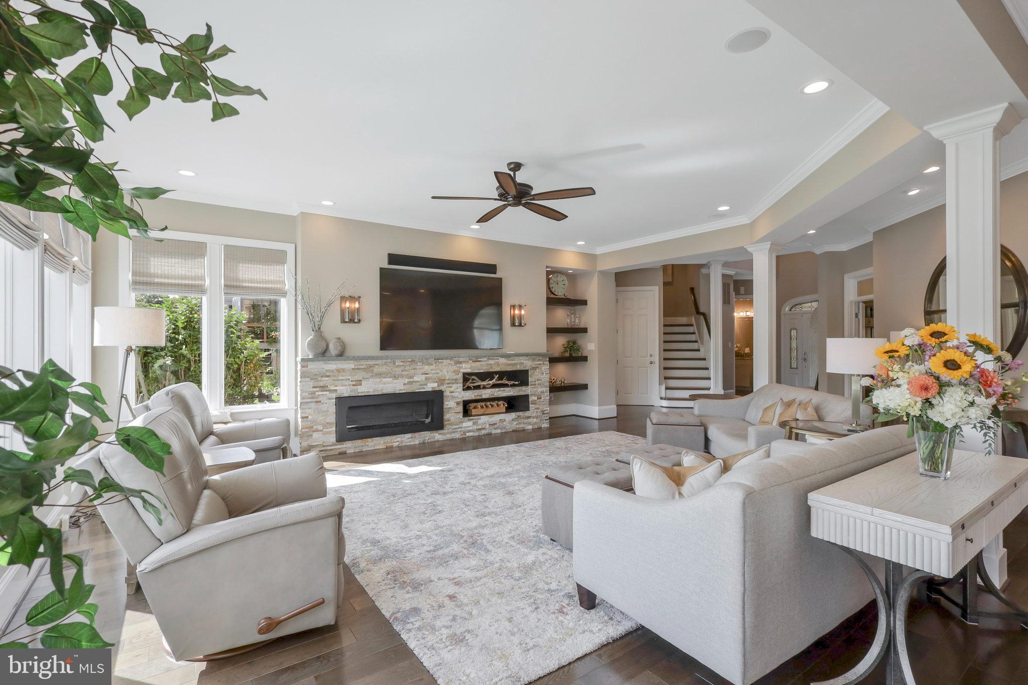 JOHN LEARY - Residential