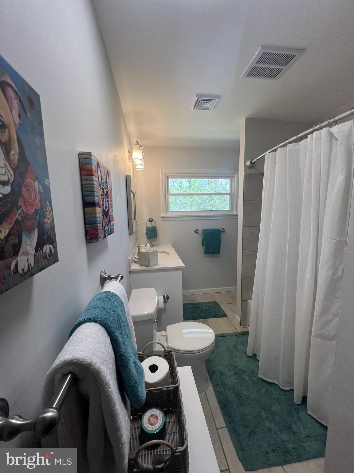 THE PLAINS - Residential Lease