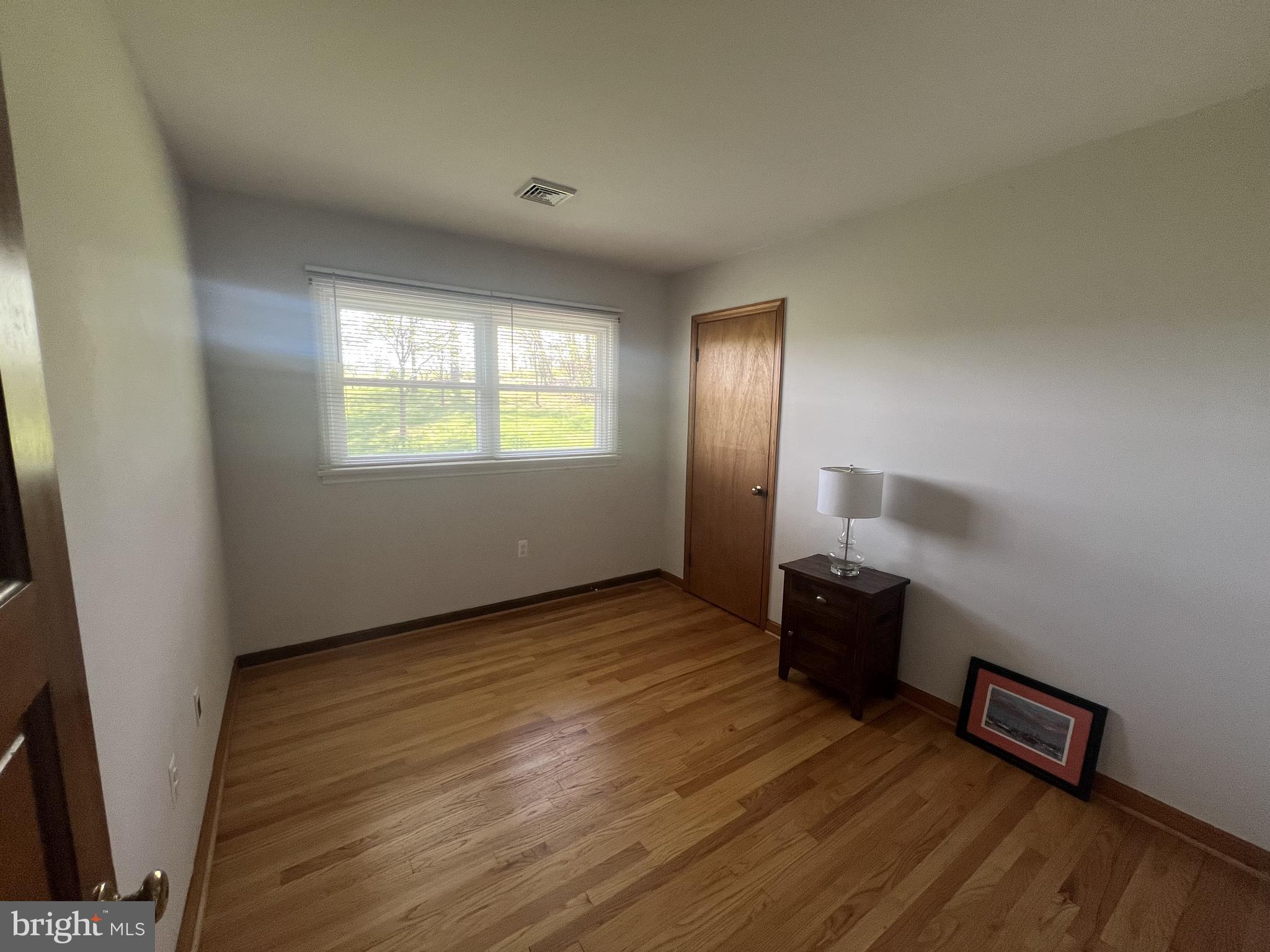 THE PLAINS - Residential Lease