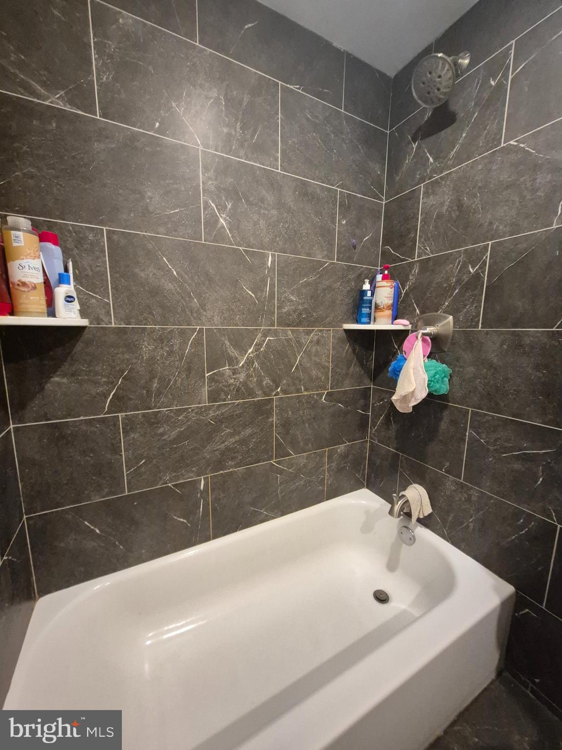 HARROWGATE - Residential