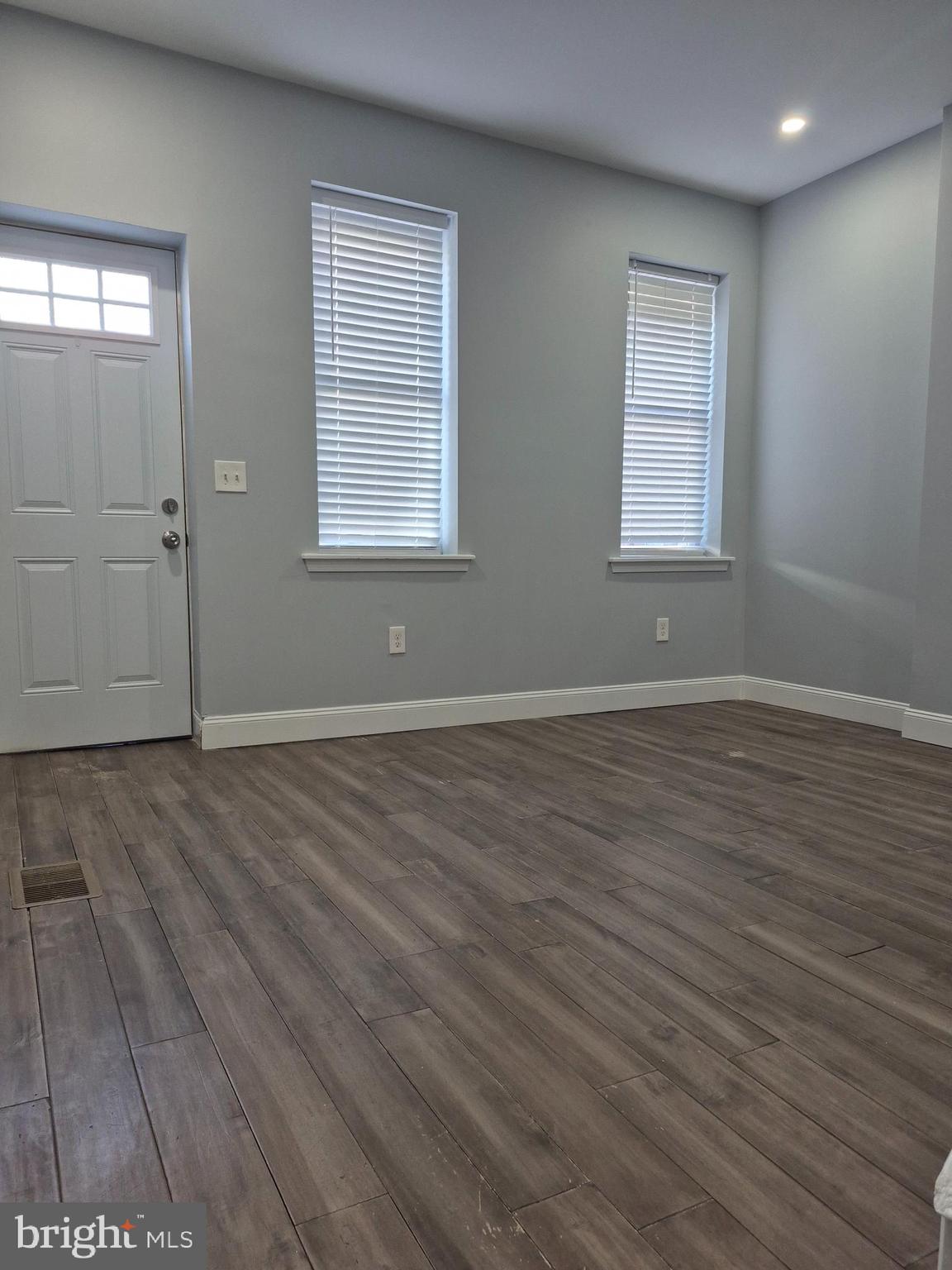 HARROWGATE - Residential