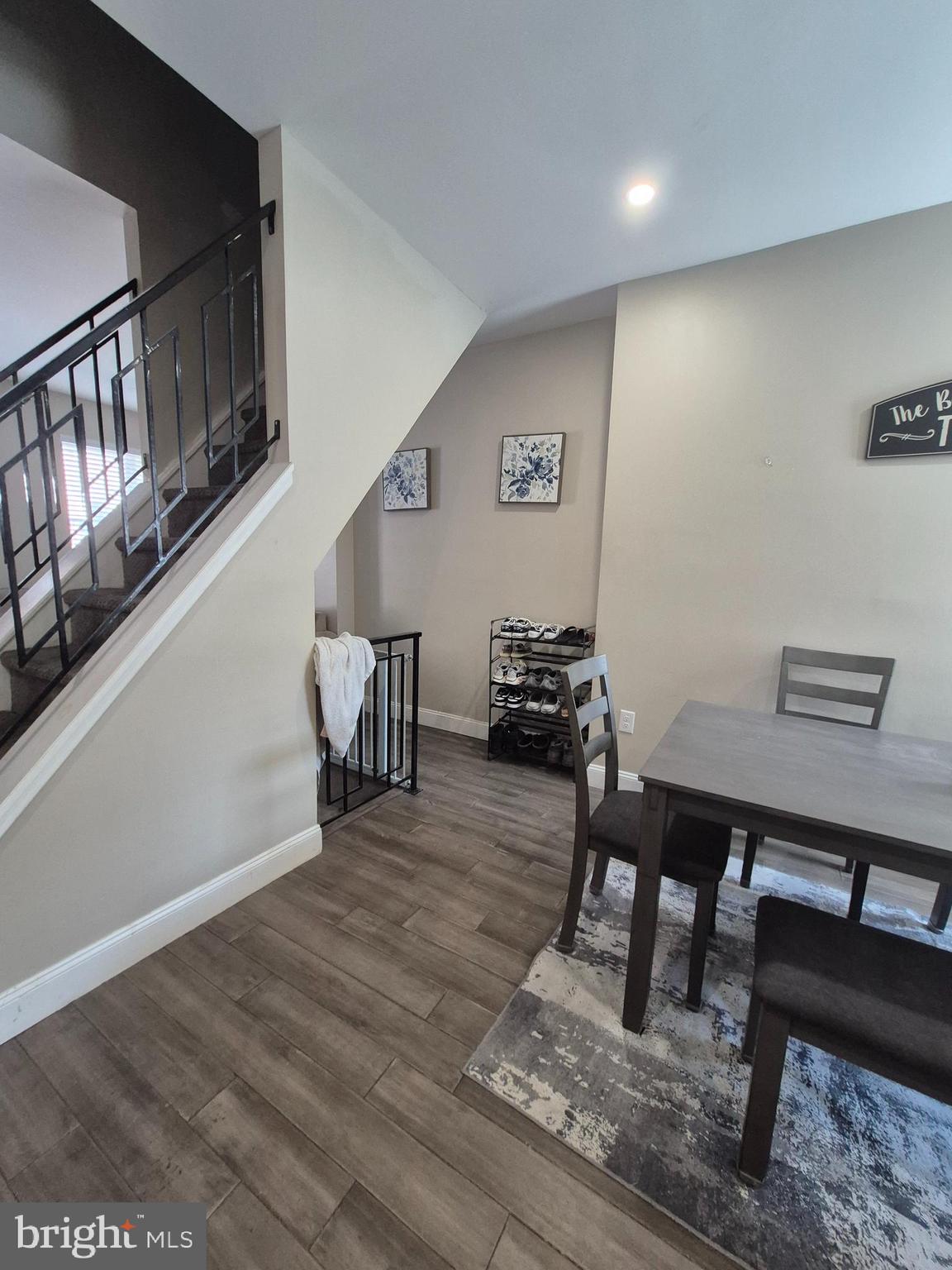 HARROWGATE - Residential