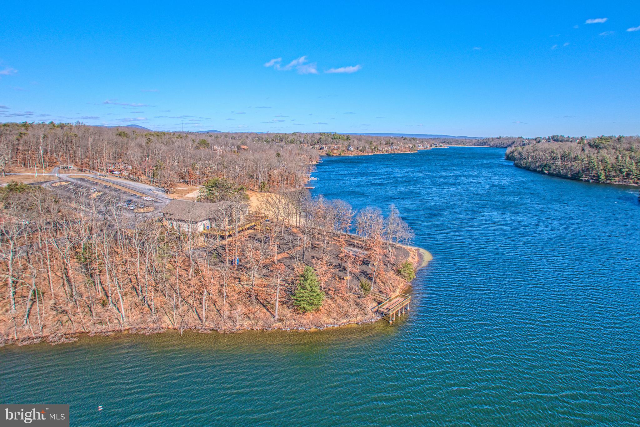 LAKE HOLIDAY ESTATES - Residential