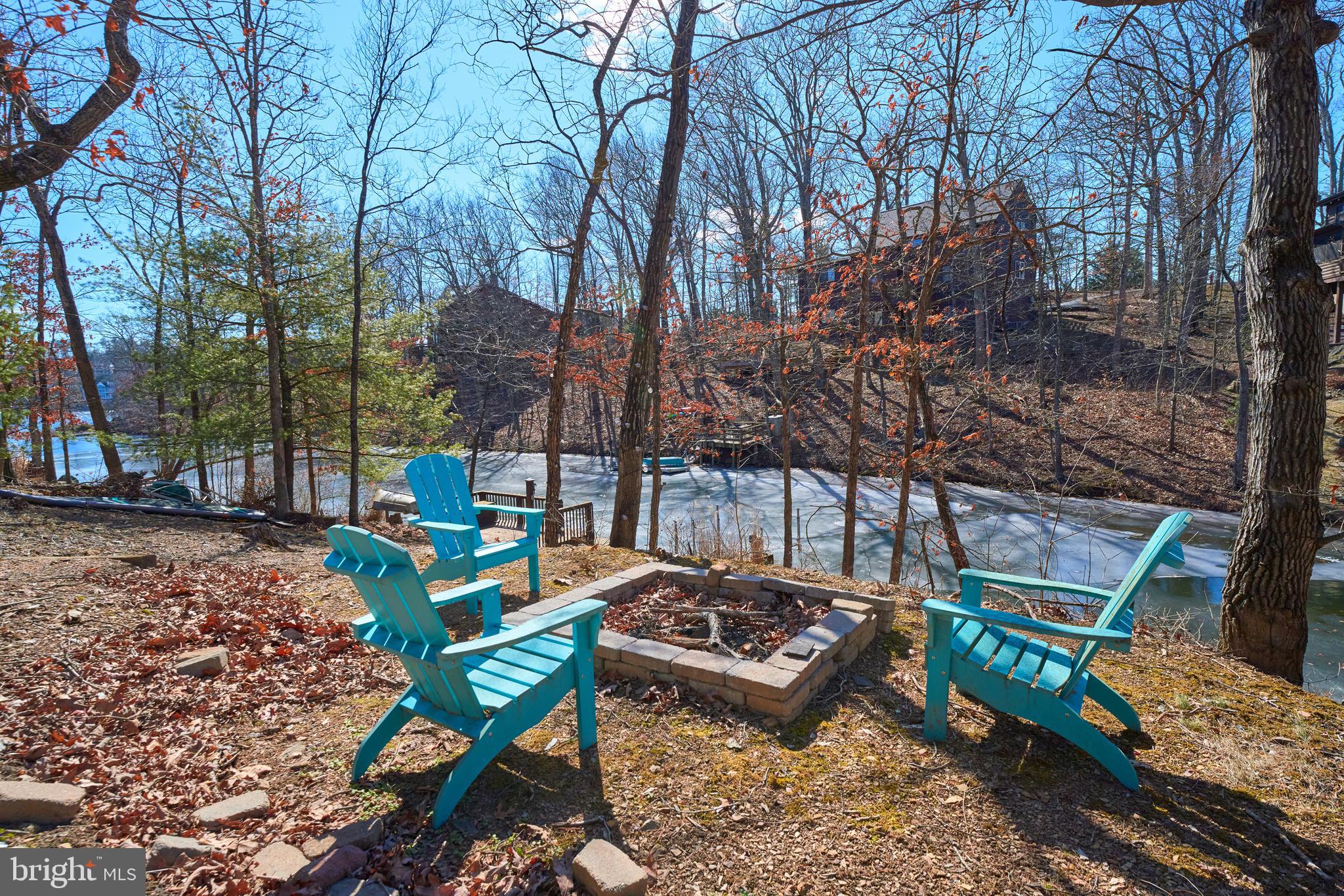 LAKE HOLIDAY ESTATES - Residential