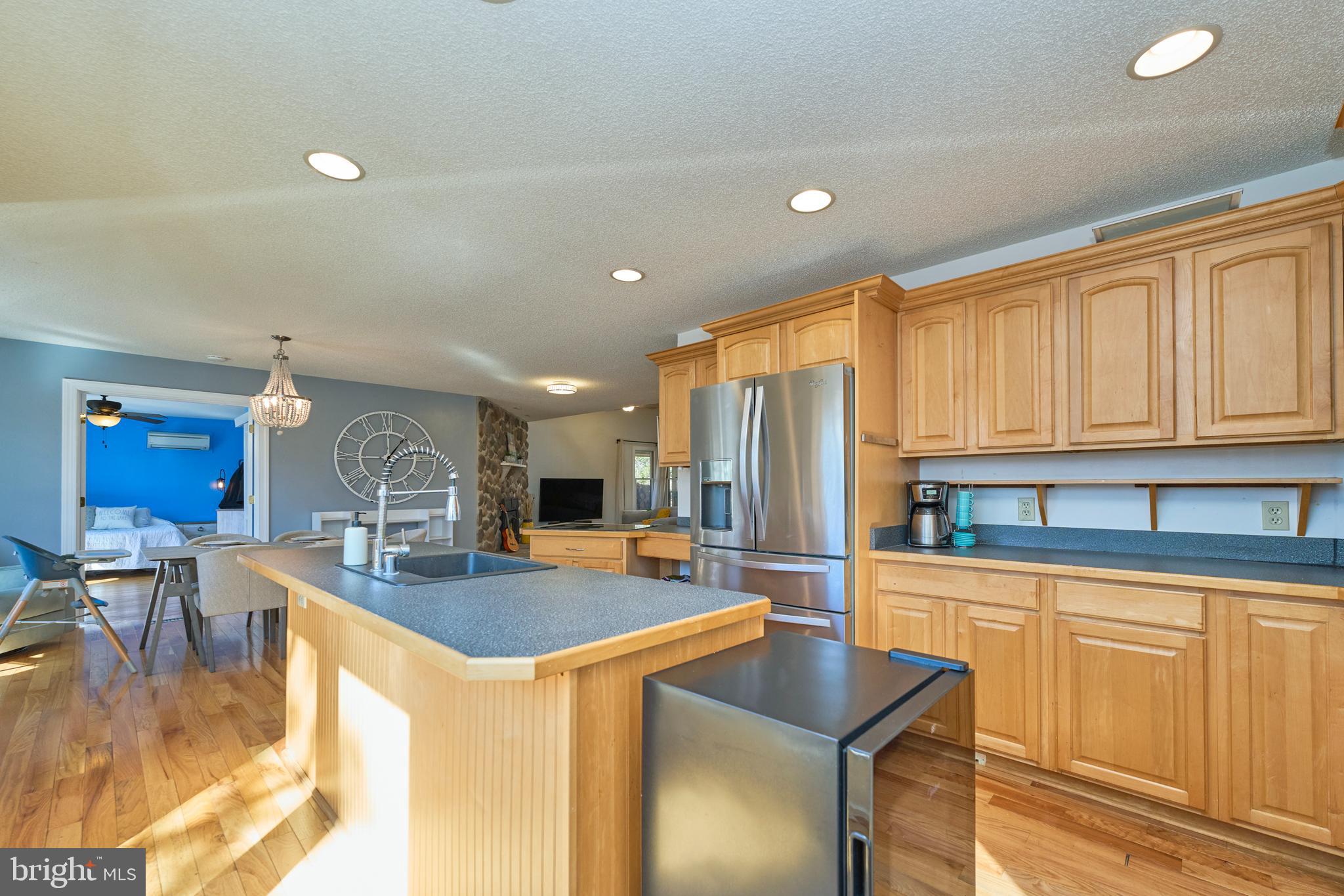 LAKE HOLIDAY ESTATES - Residential