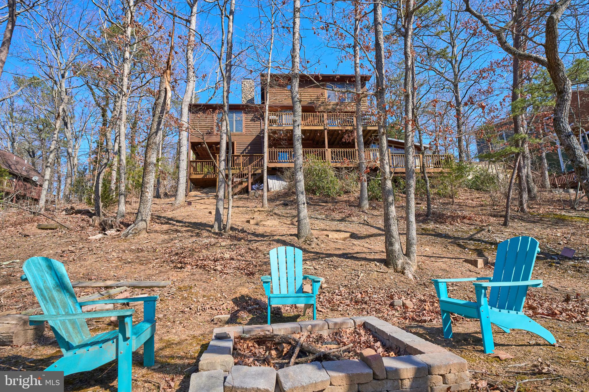 LAKE HOLIDAY ESTATES - Residential