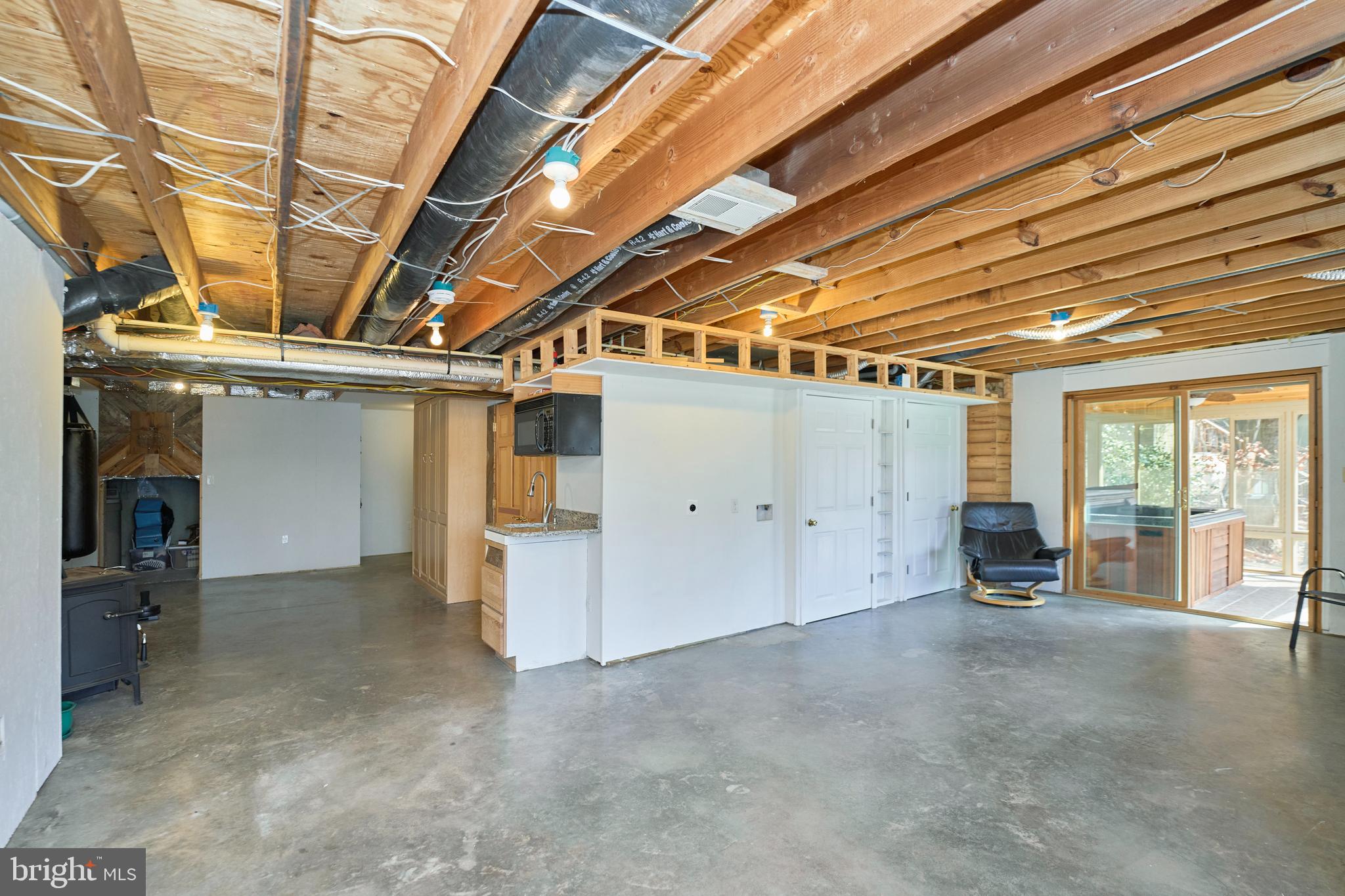 LAKE HOLIDAY ESTATES - Residential