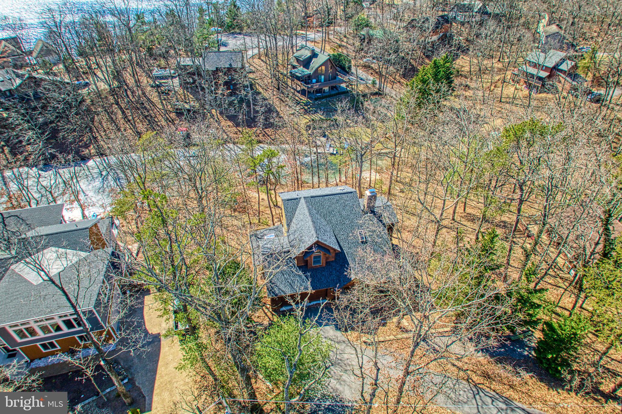 LAKE HOLIDAY ESTATES - Residential