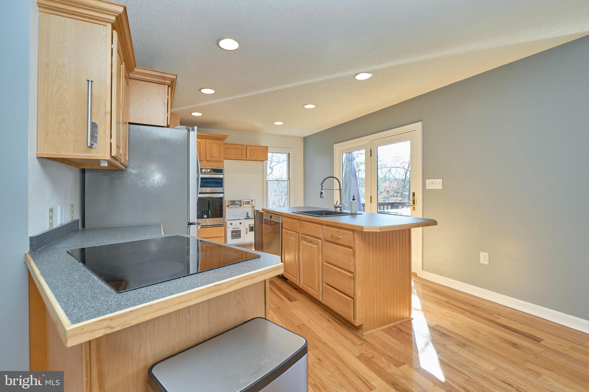 LAKE HOLIDAY ESTATES - Residential