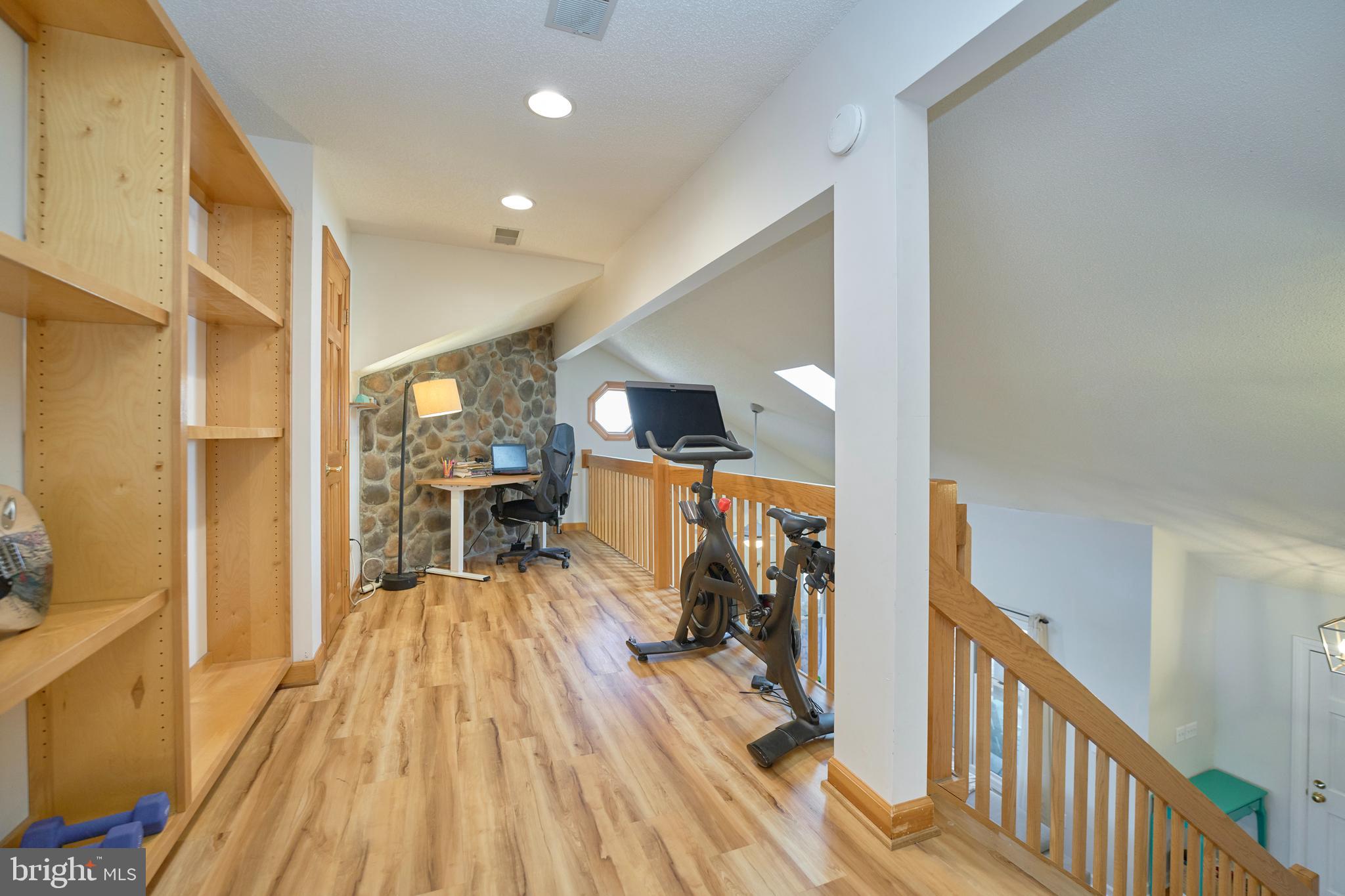 LAKE HOLIDAY ESTATES - Residential