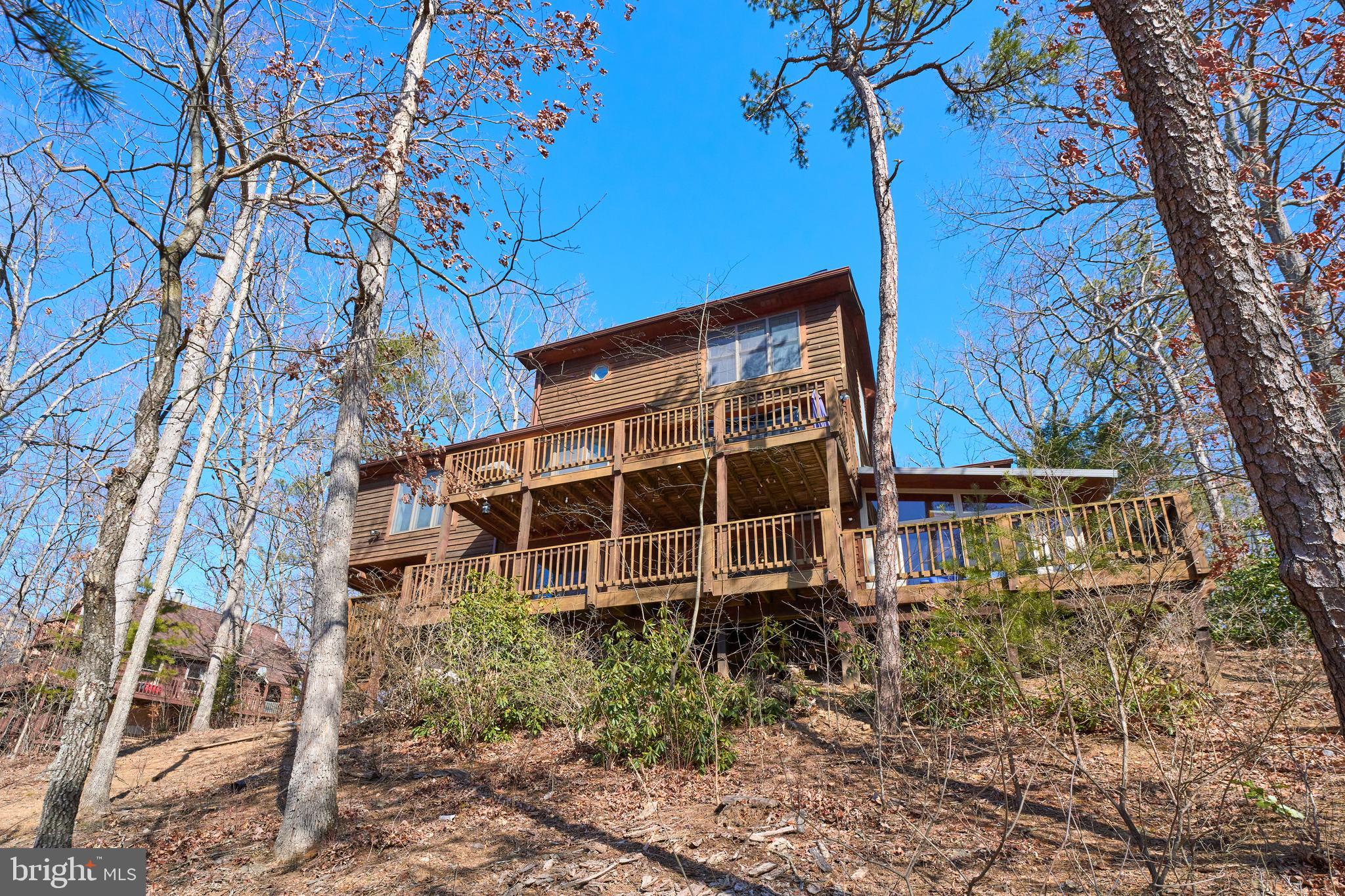 LAKE HOLIDAY ESTATES - Residential