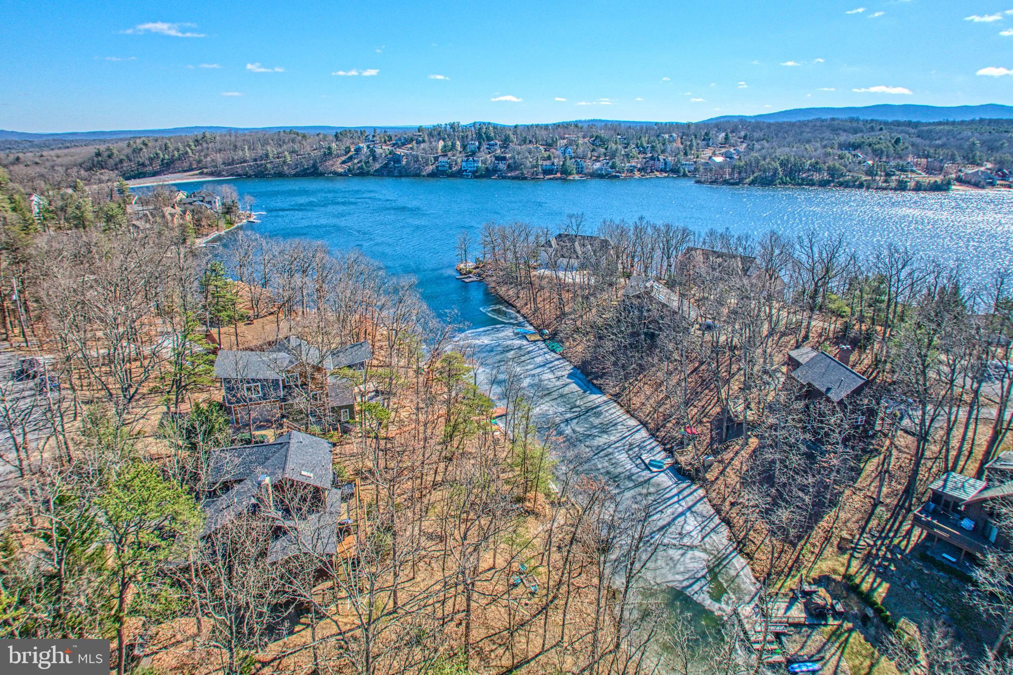 LAKE HOLIDAY ESTATES - Residential