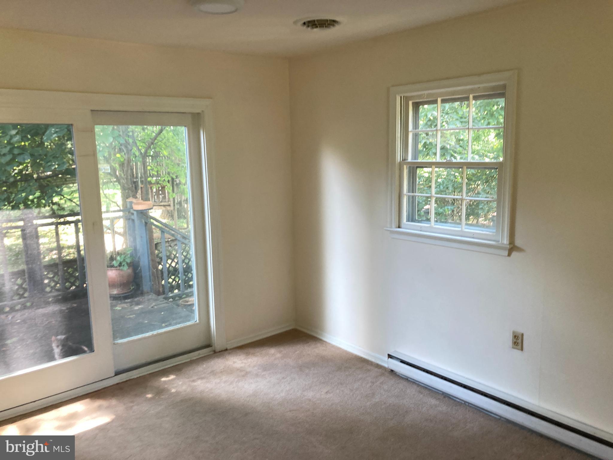 CHAPLINE'S CHOICE - Residential