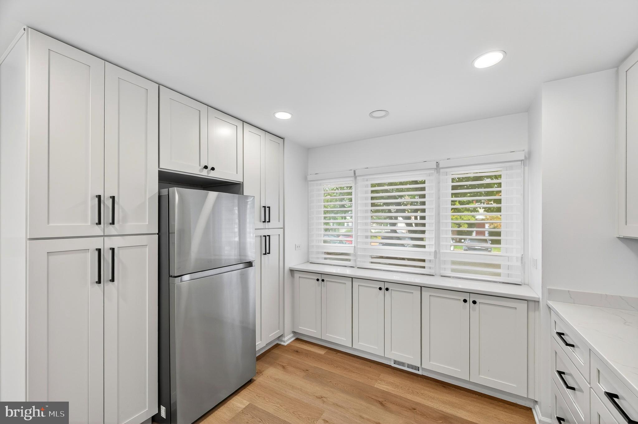 SULLY STATION - Residential