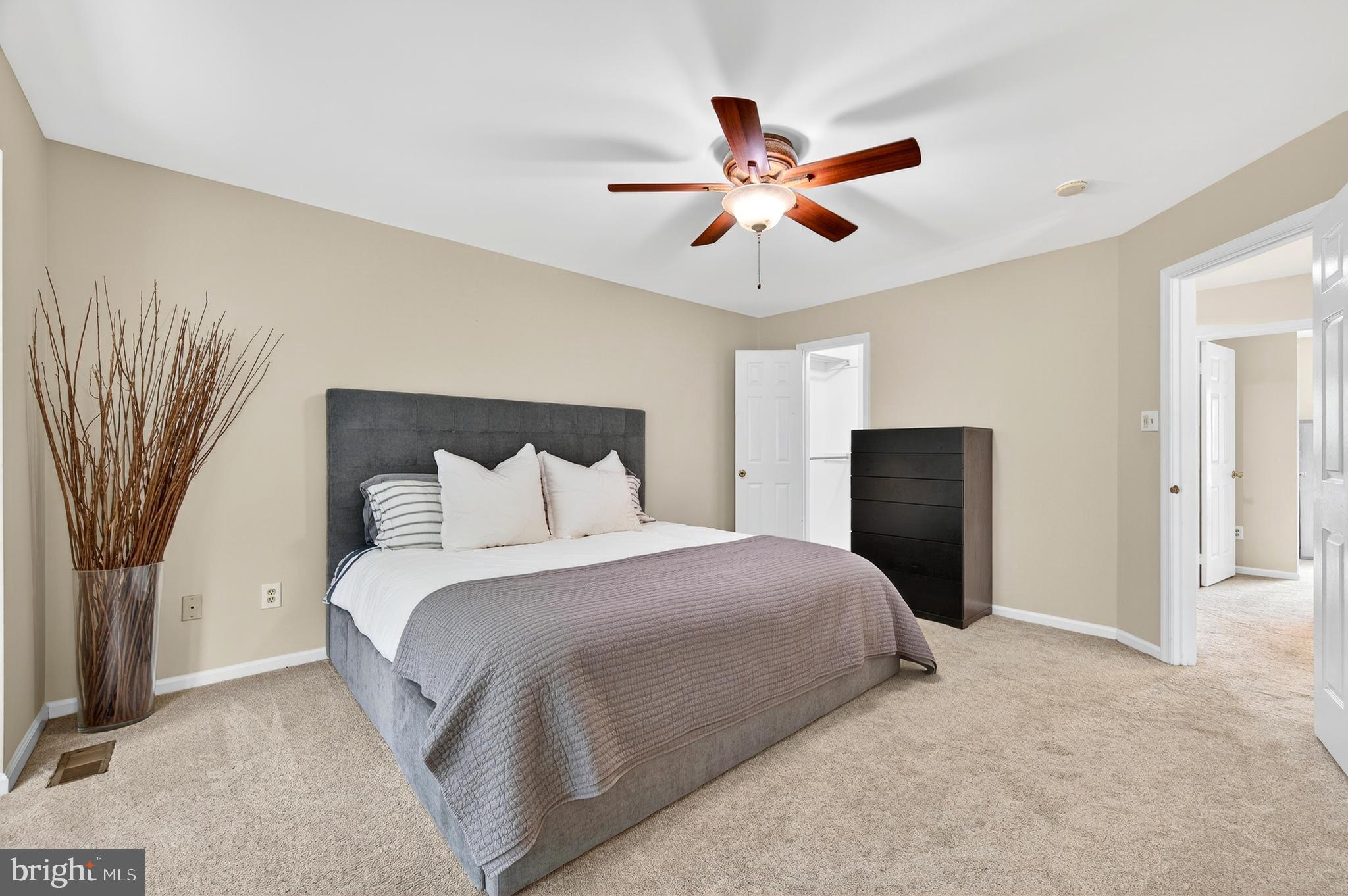 SULLY STATION - Residential