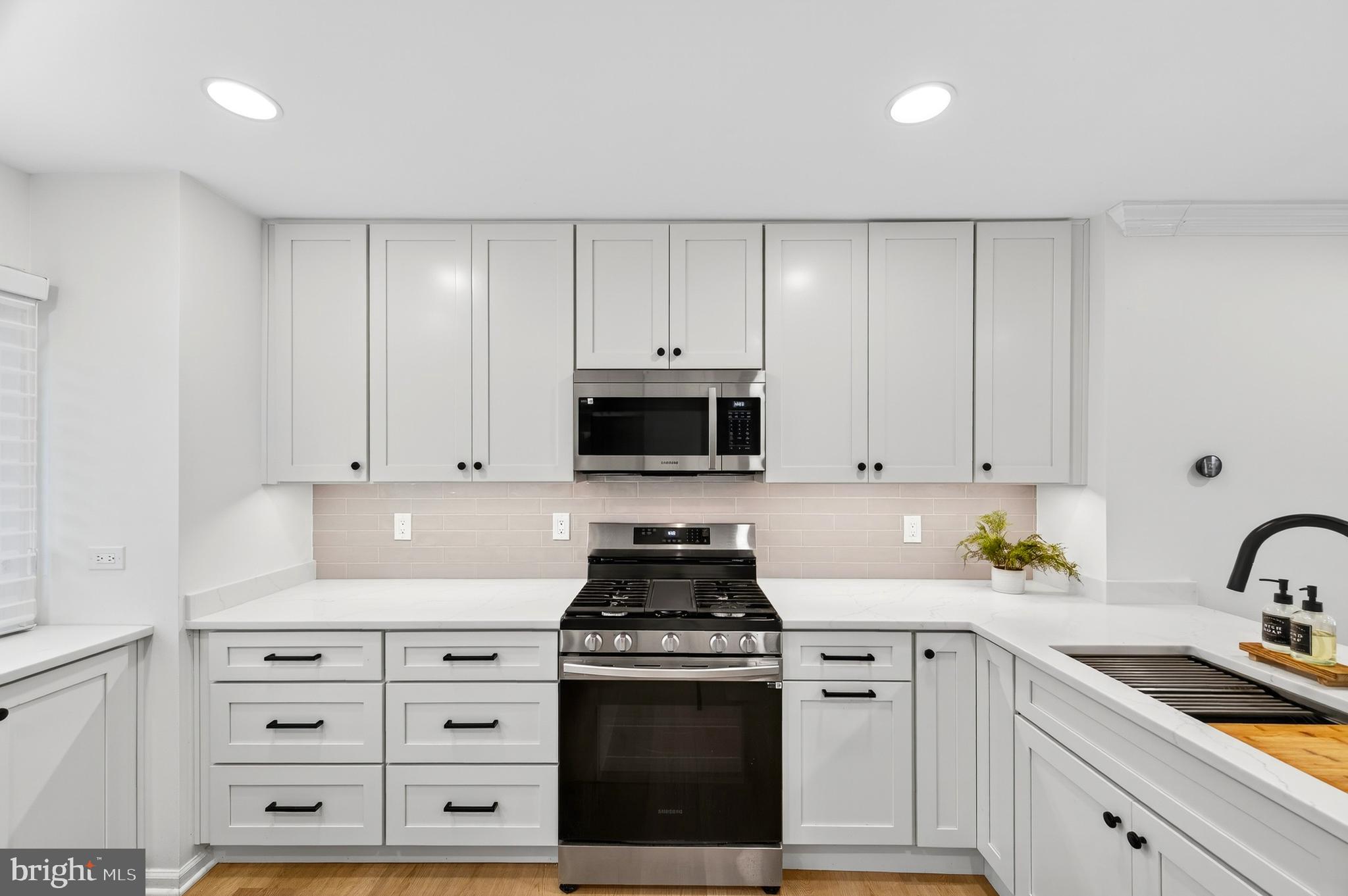 SULLY STATION - Residential