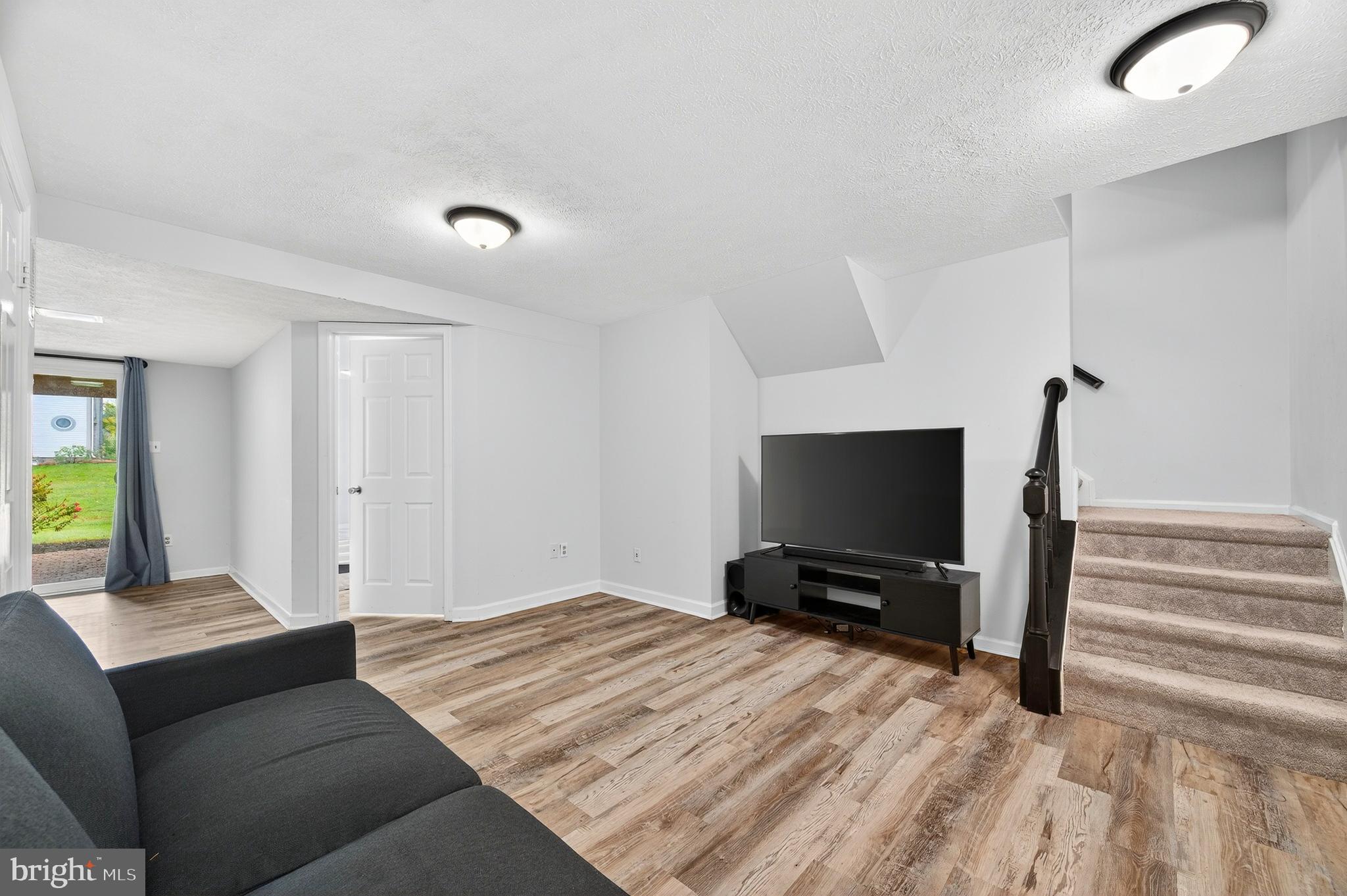 SULLY STATION - Residential