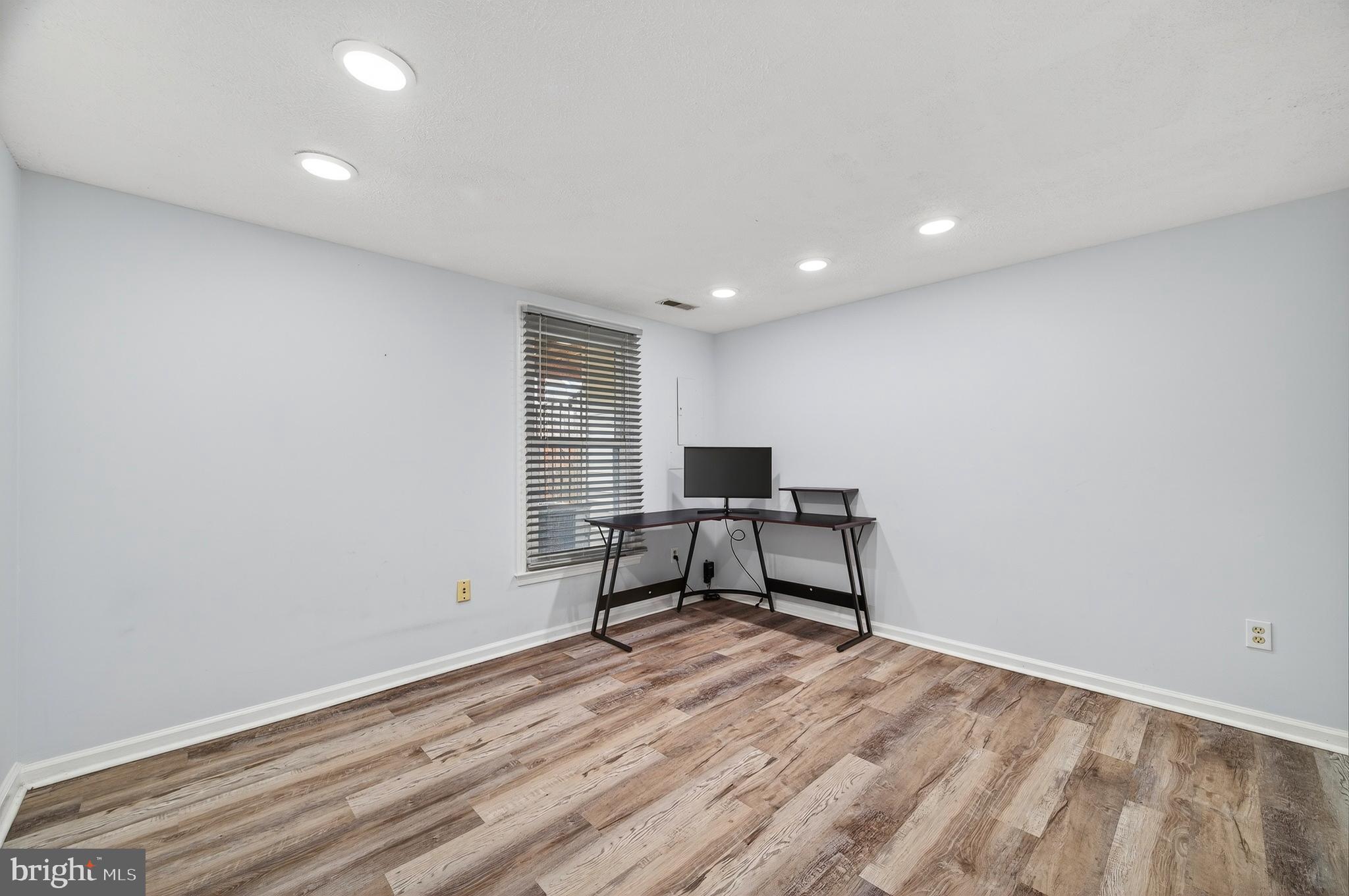 SULLY STATION - Residential