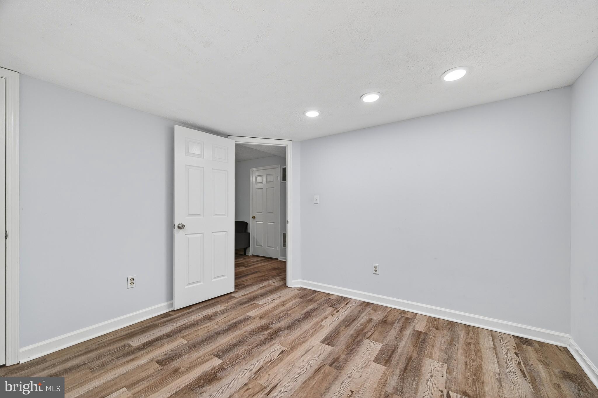 SULLY STATION - Residential