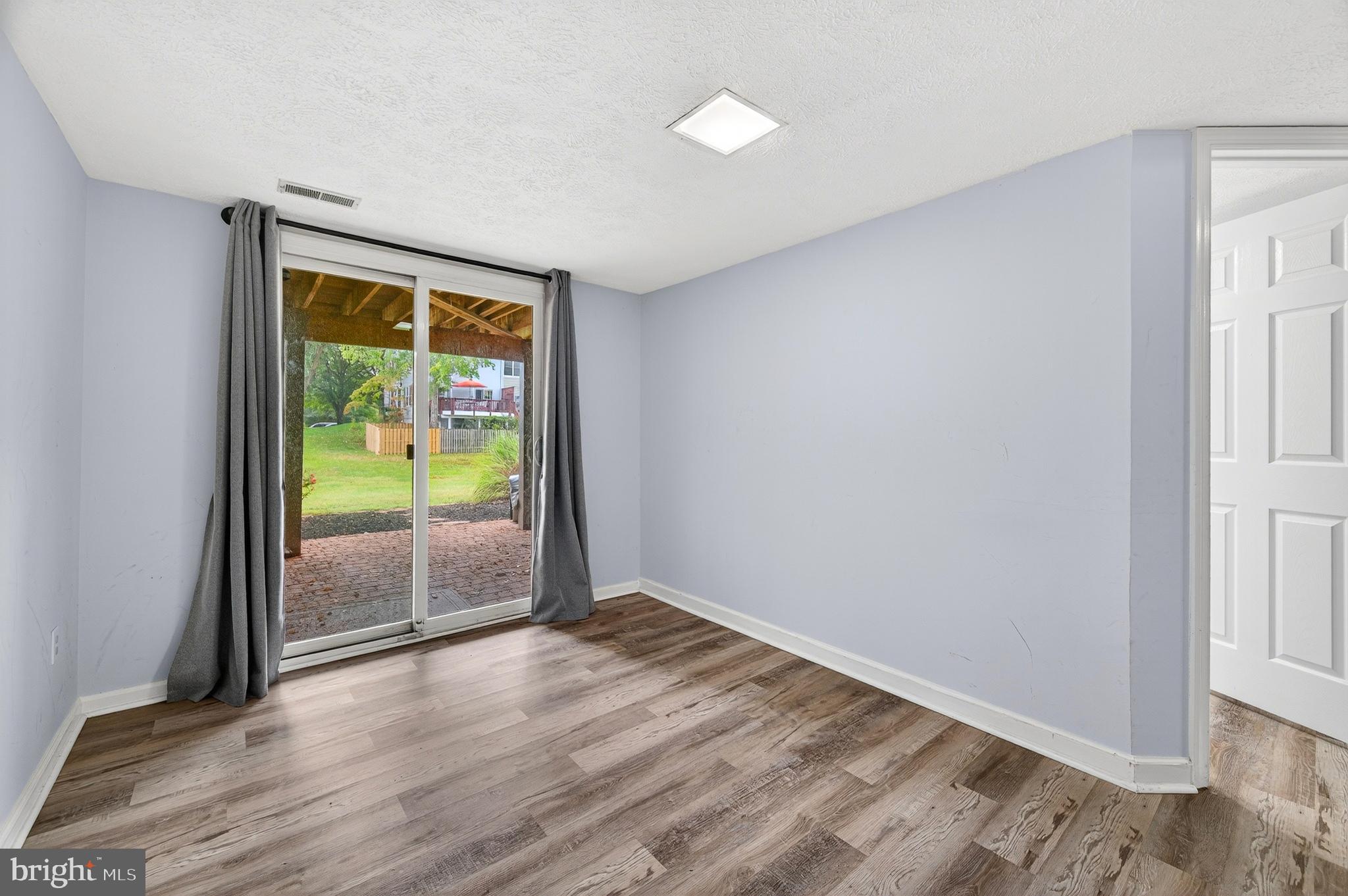 SULLY STATION - Residential