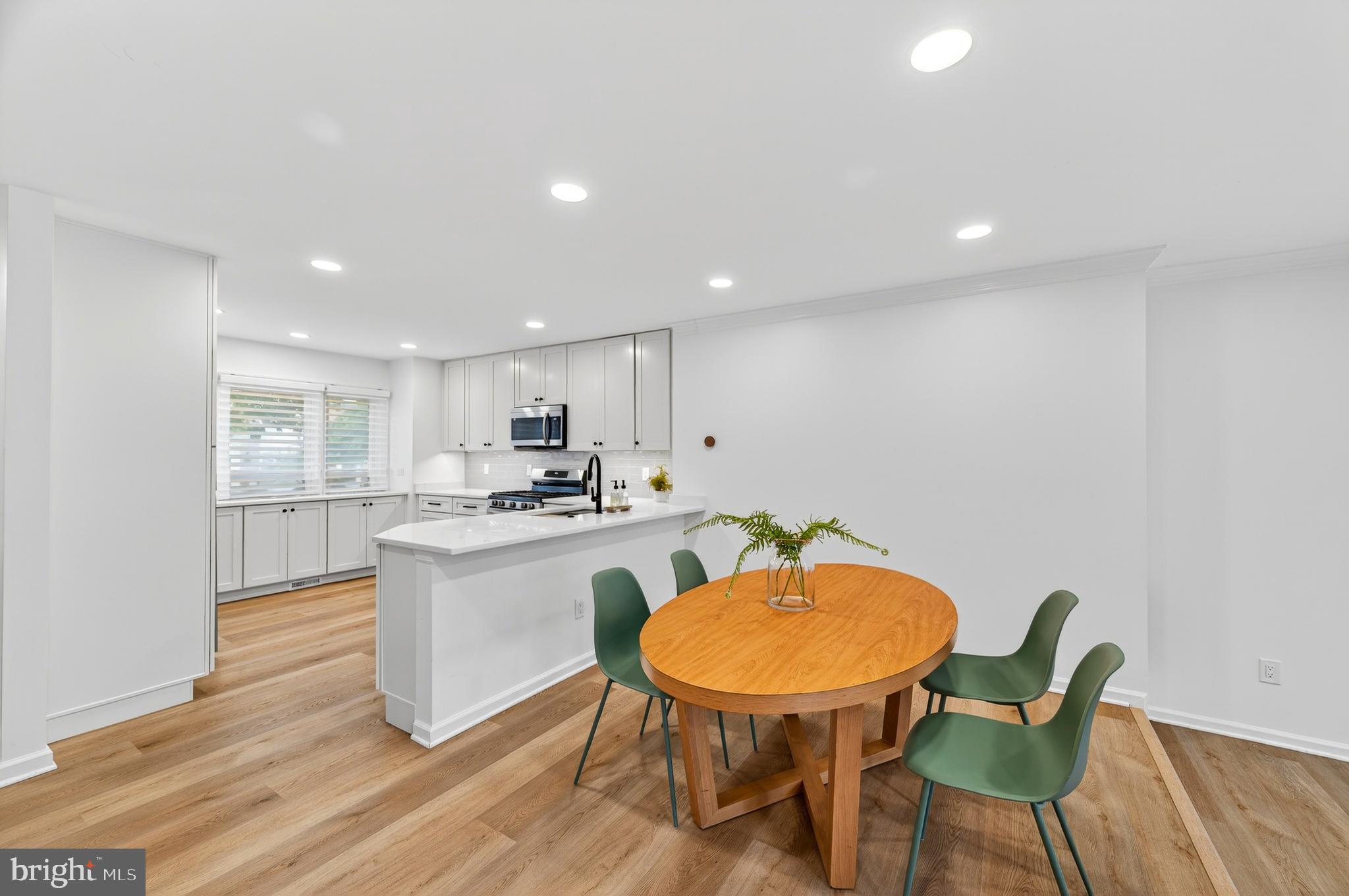 SULLY STATION - Residential