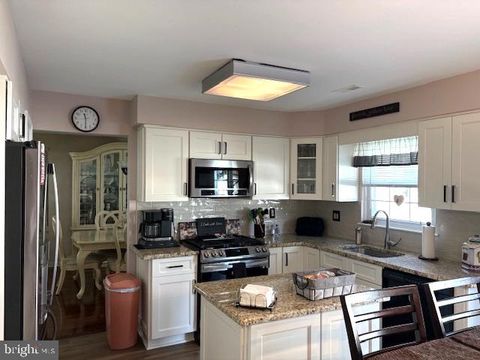 Tiny photo for 28 Trapper Road, SEWELL, NJ 08080 (MLS # NJGL2070492)