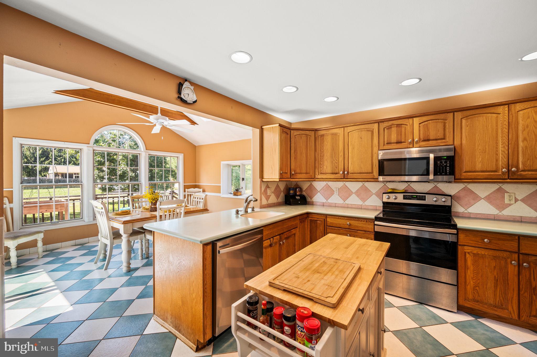 LANDES FARM ESTATE - Residential