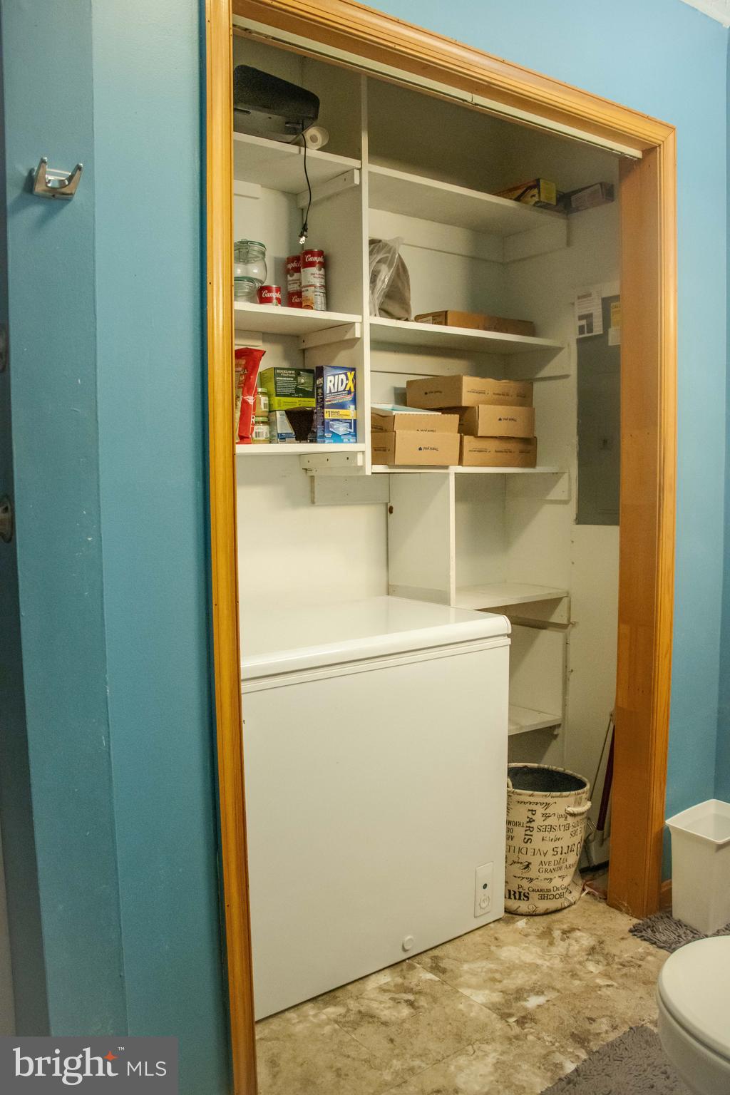 ROMNEY FRUIT RANCHES - Residential