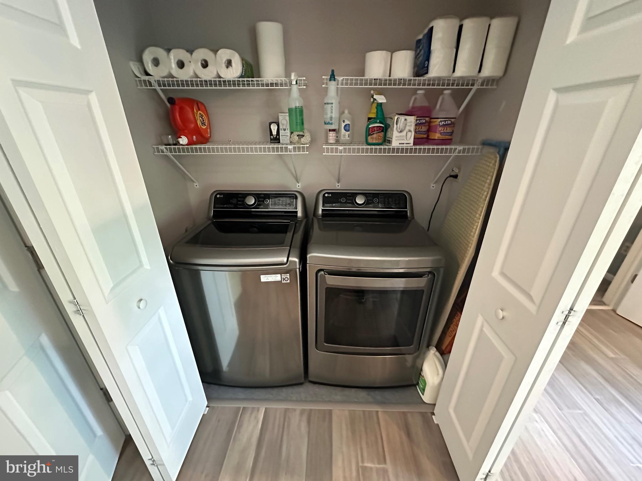 ROMNEY FRUIT RANCHES - Residential