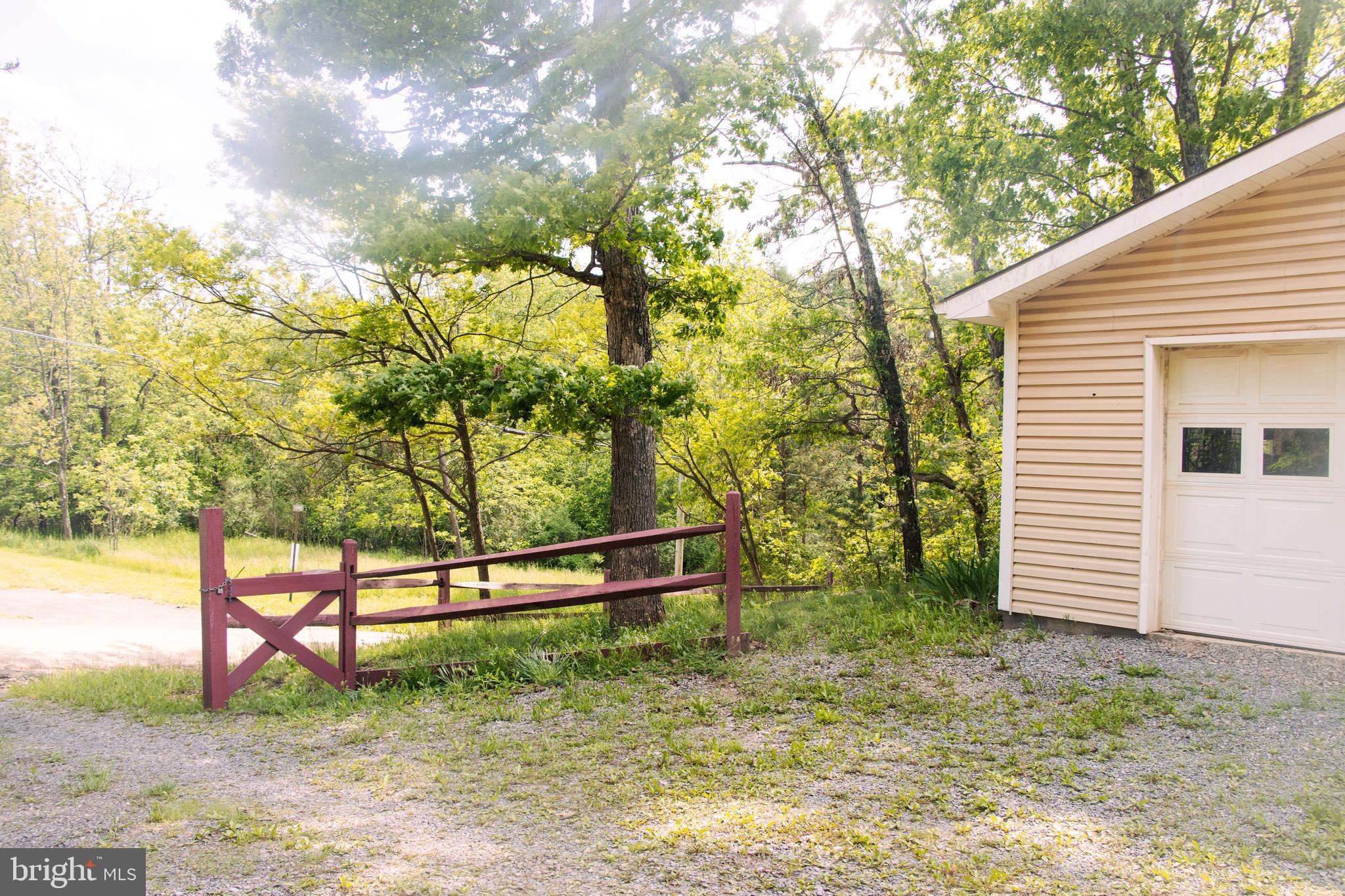 ROMNEY FRUIT RANCHES - Residential