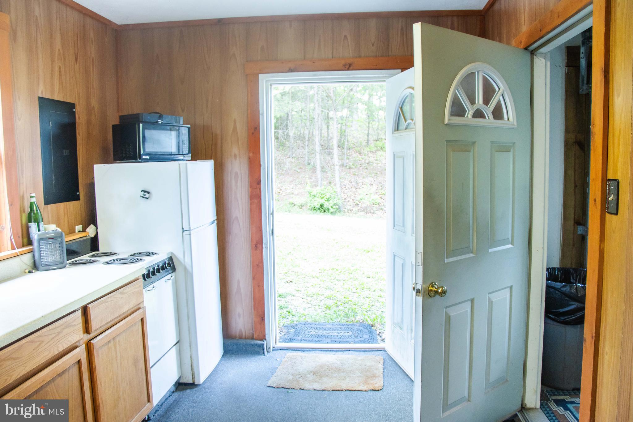 ROMNEY FRUIT RANCHES - Residential