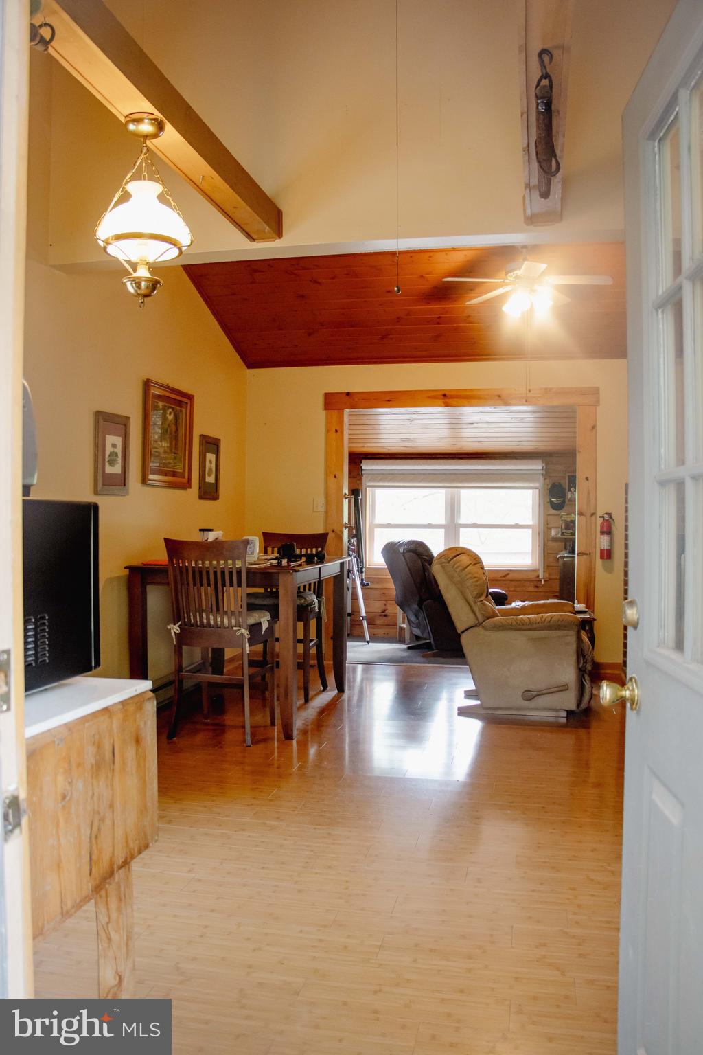 ROMNEY FRUIT RANCHES - Residential