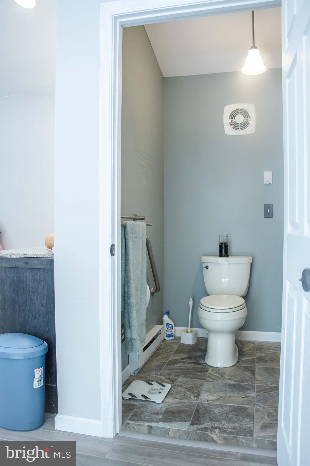 ROMNEY FRUIT RANCHES - Residential