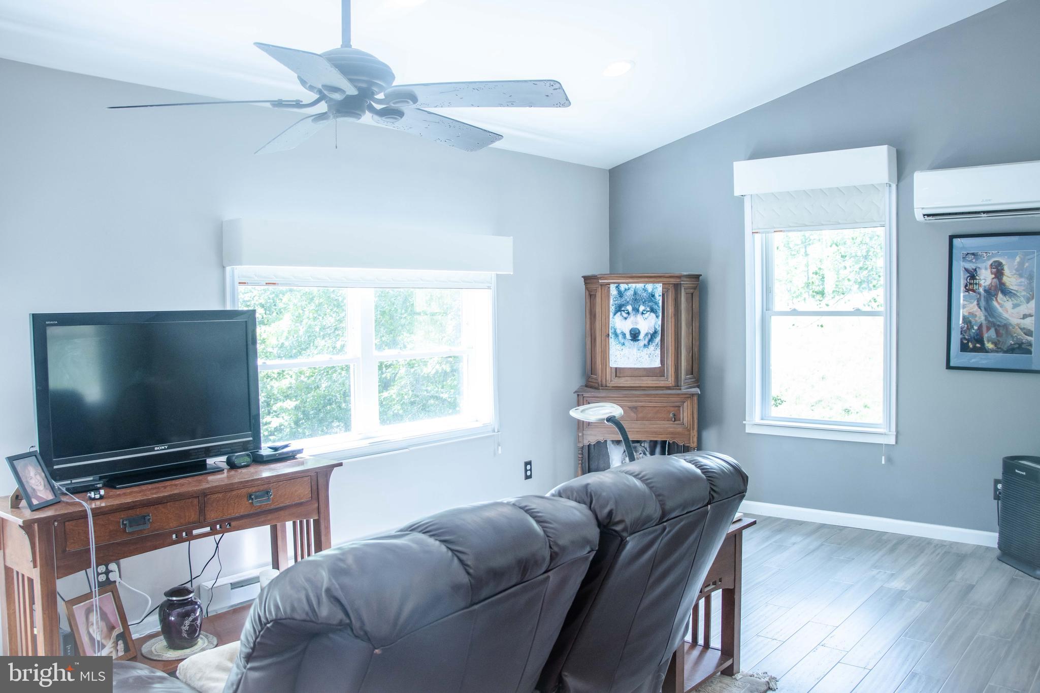 ROMNEY FRUIT RANCHES - Residential