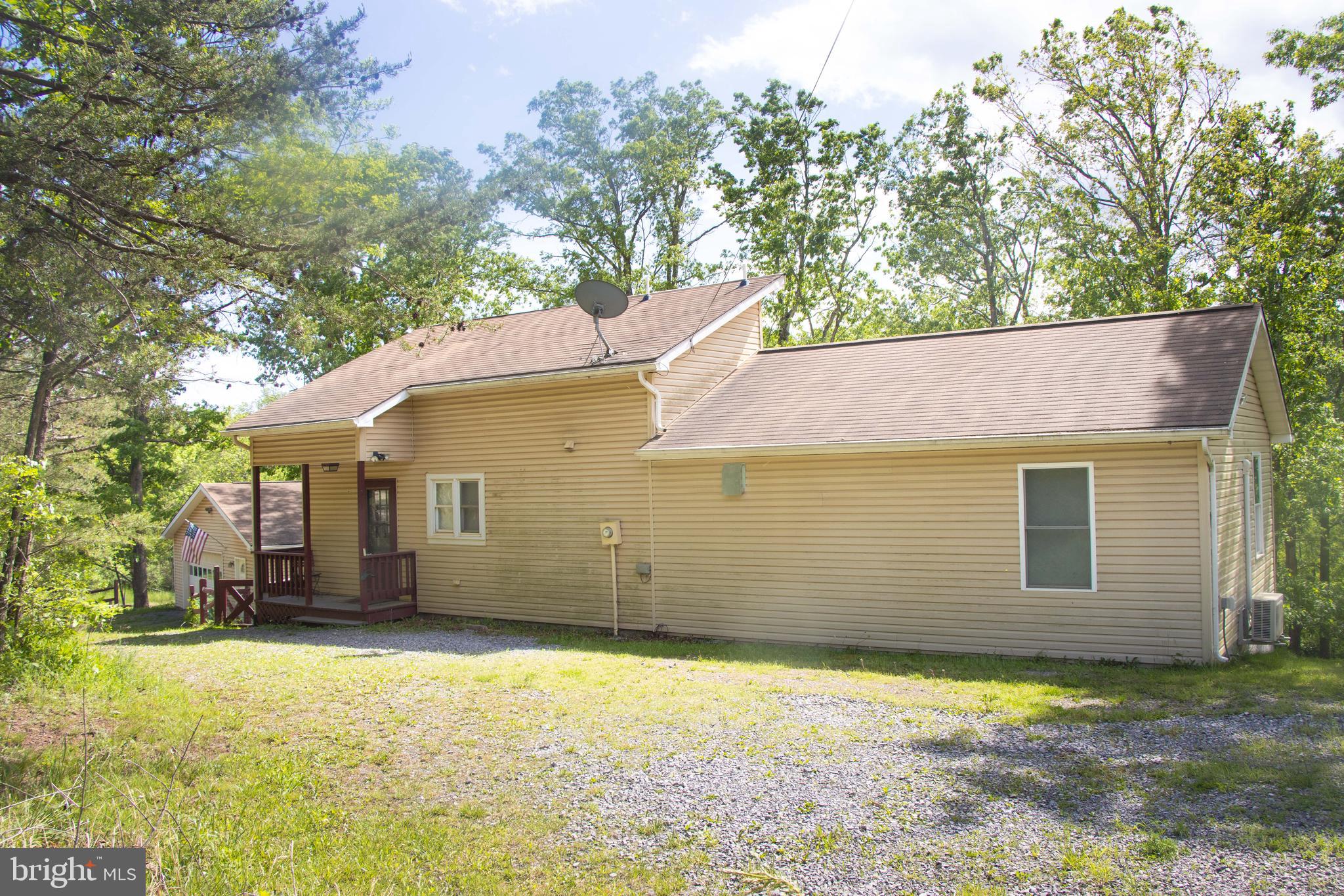 ROMNEY FRUIT RANCHES - Residential