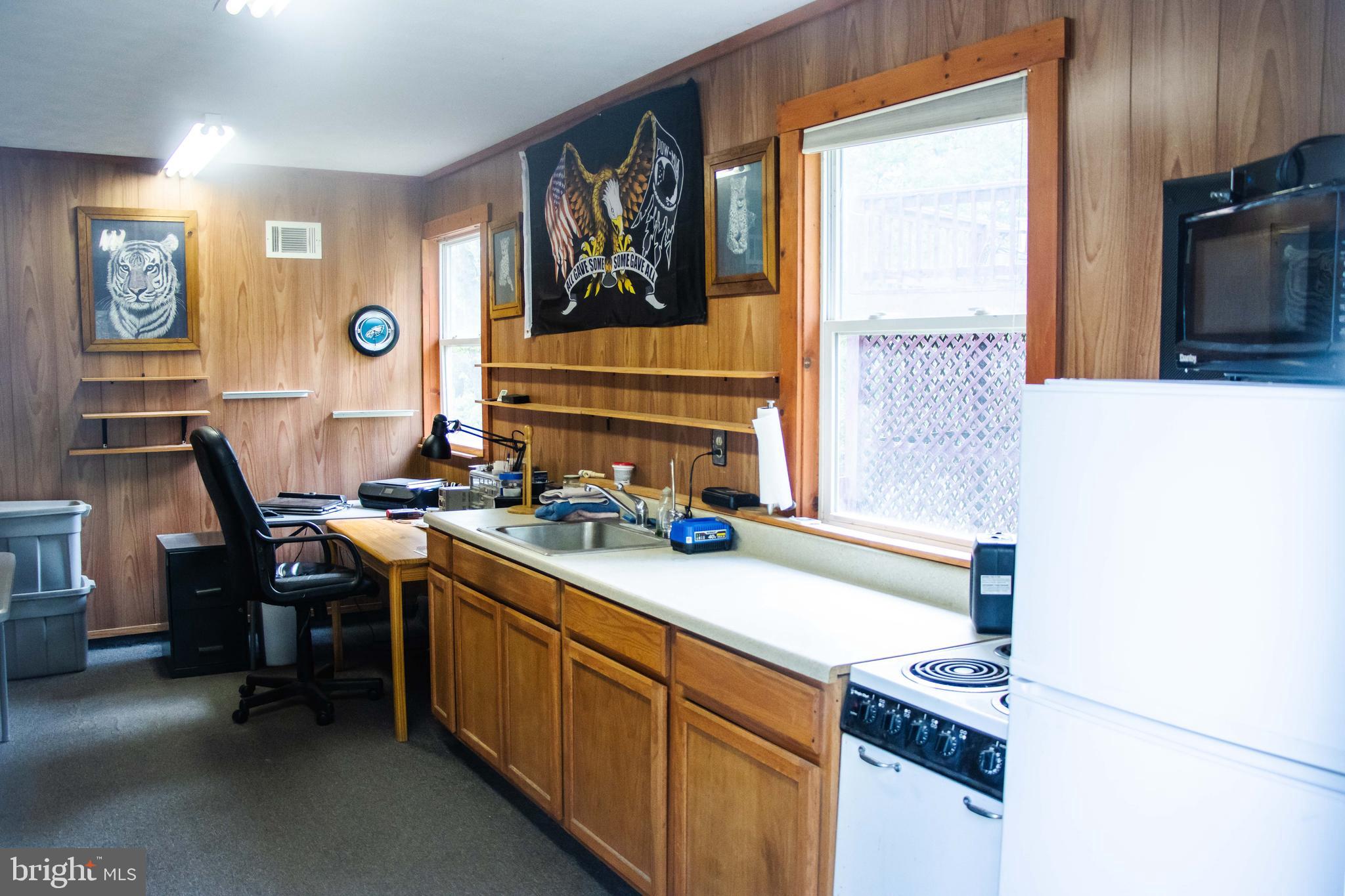 ROMNEY FRUIT RANCHES - Residential