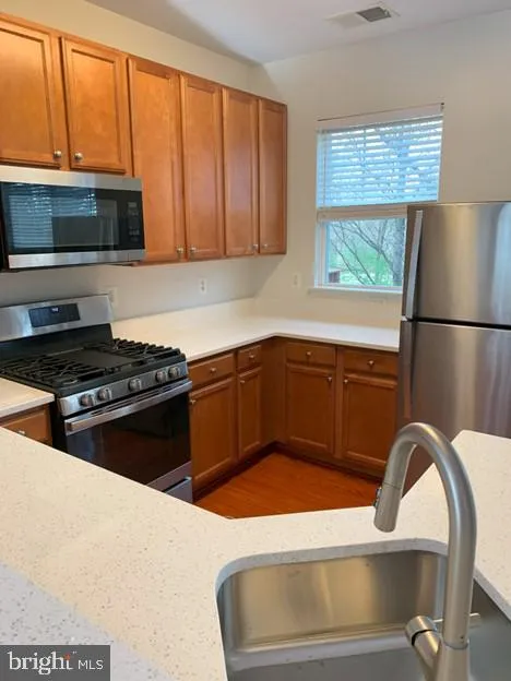 Rockville, Maryland 20850, United States, 3 Bedrooms Bedrooms, ,3 BathroomsBathrooms,Residential,Coming Soon,693