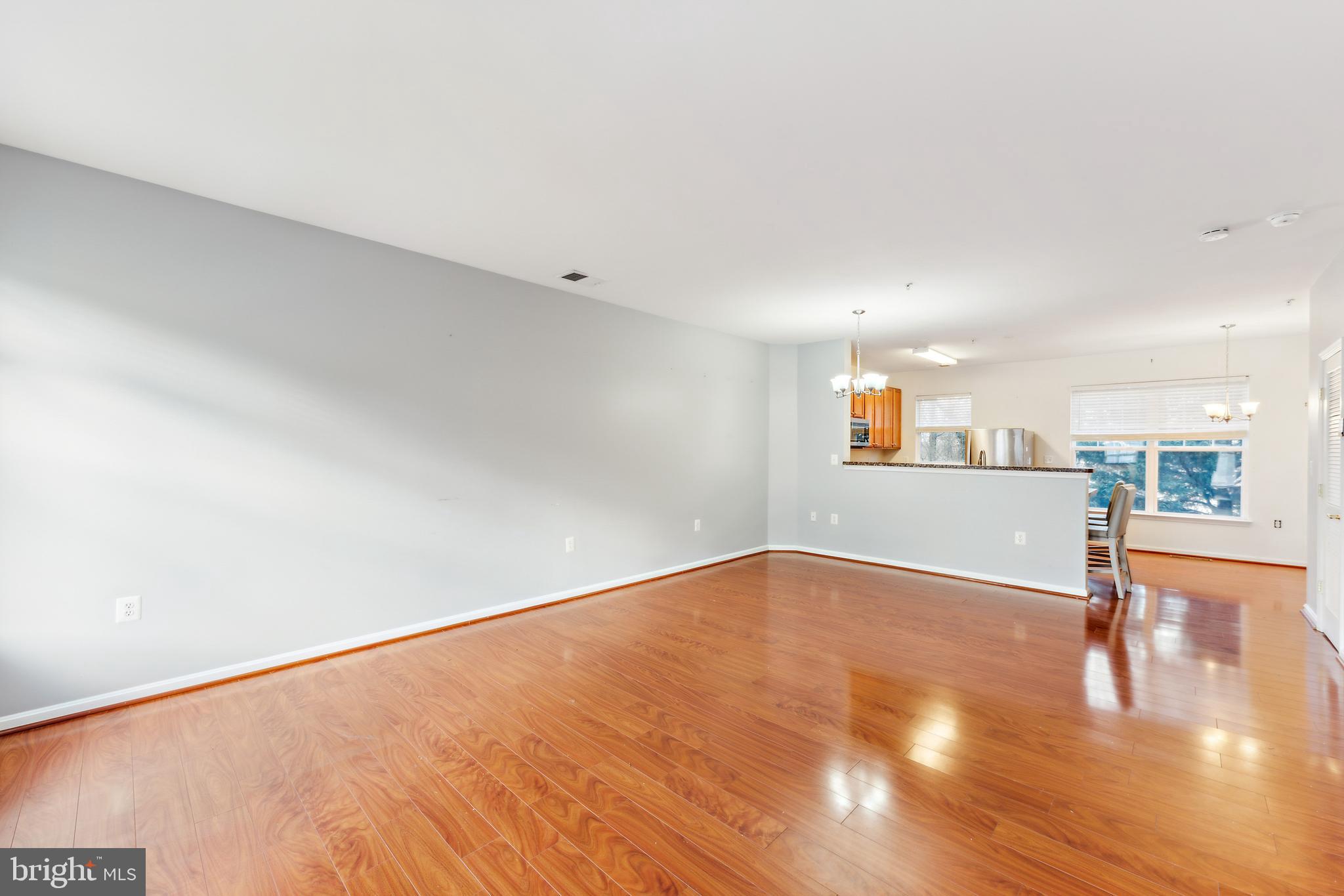 LINCOLN TERRACE - Residential Lease