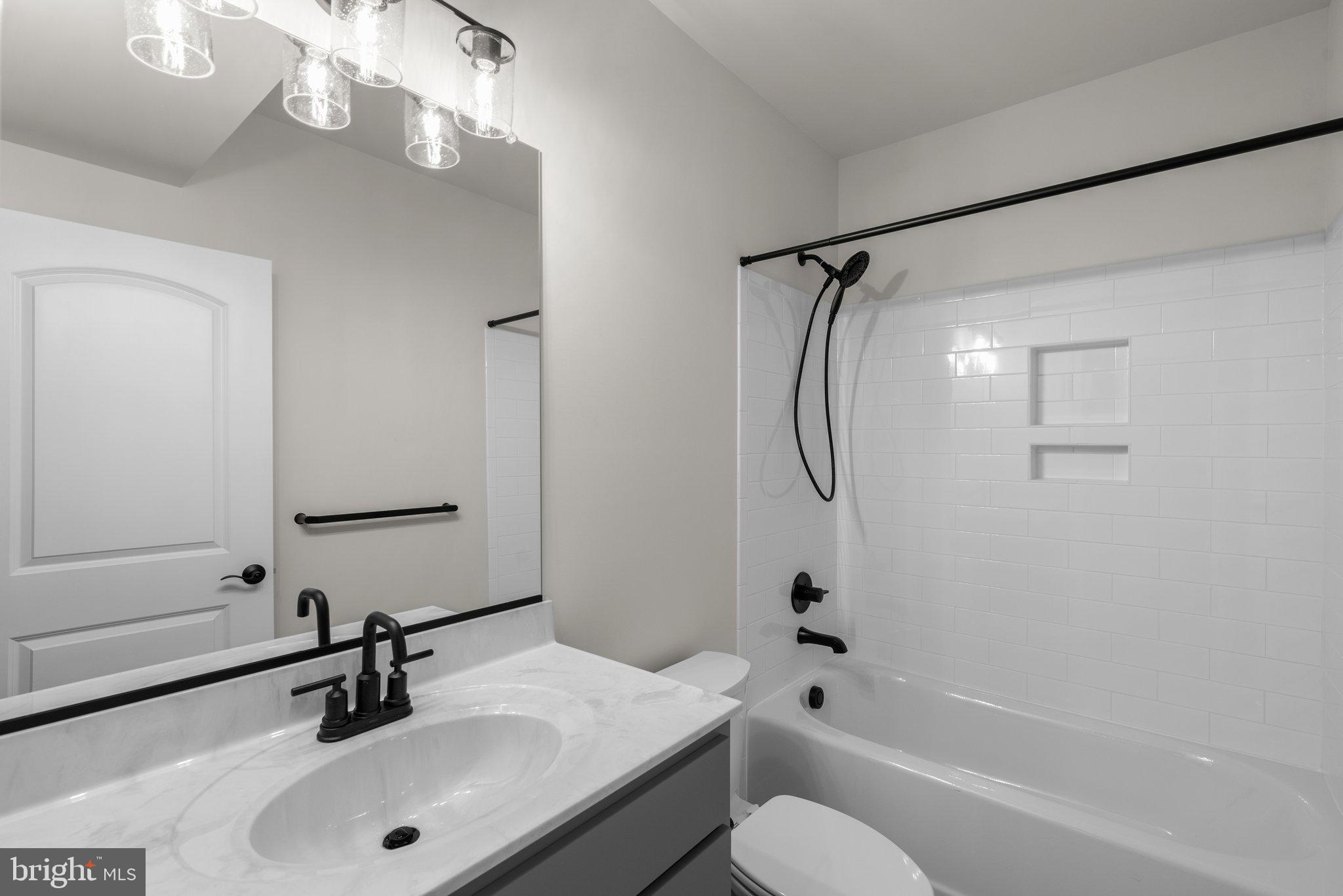 NOB HILL - Residential