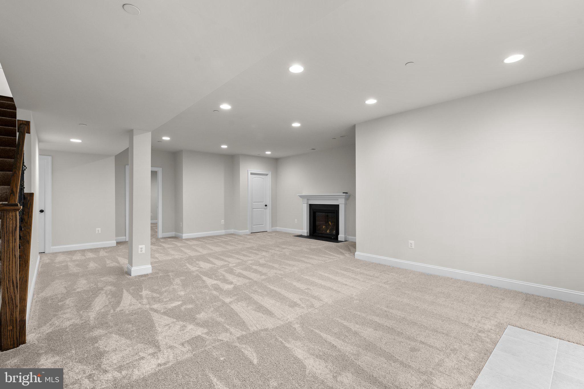 NOB HILL - Residential