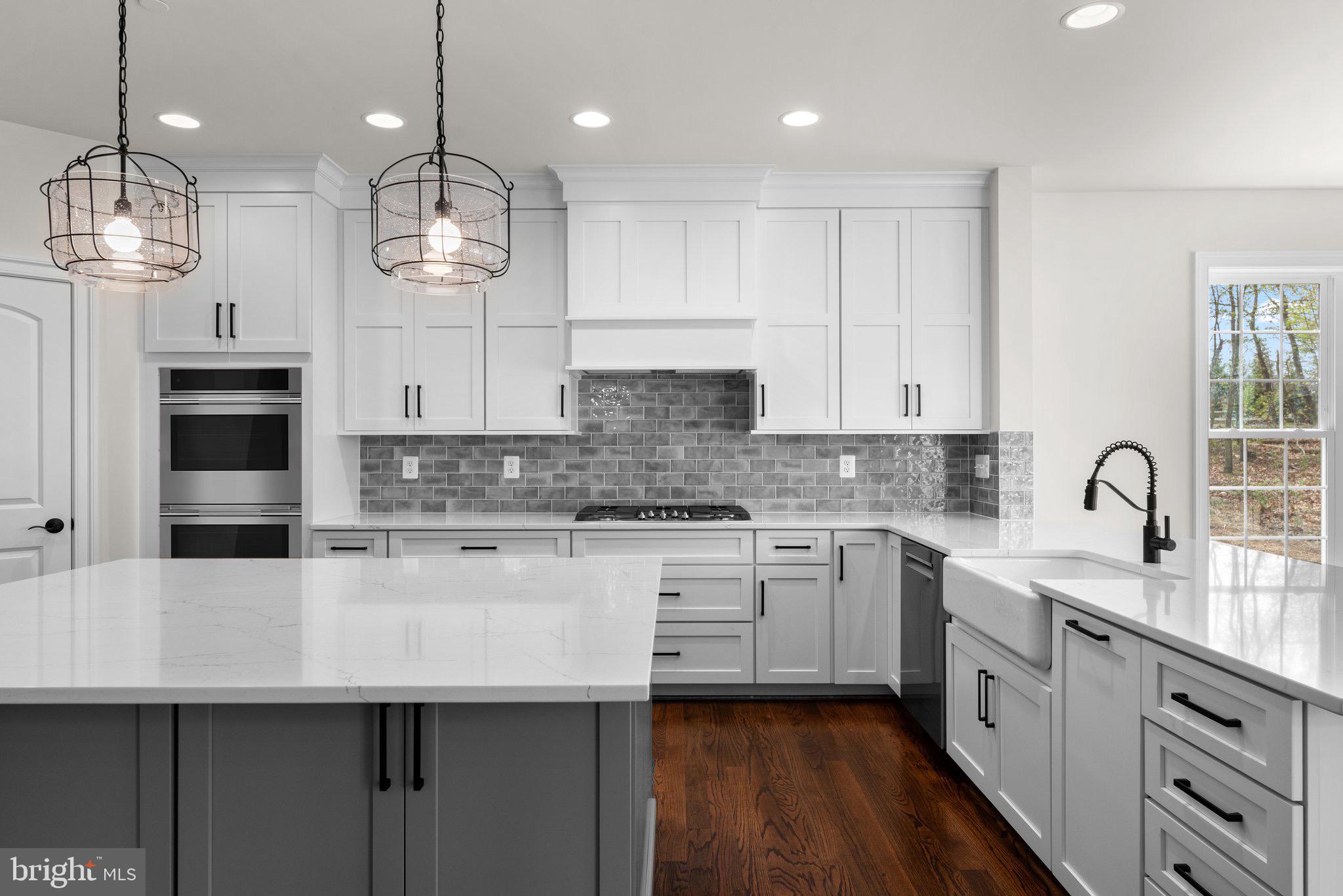 NOB HILL - Residential