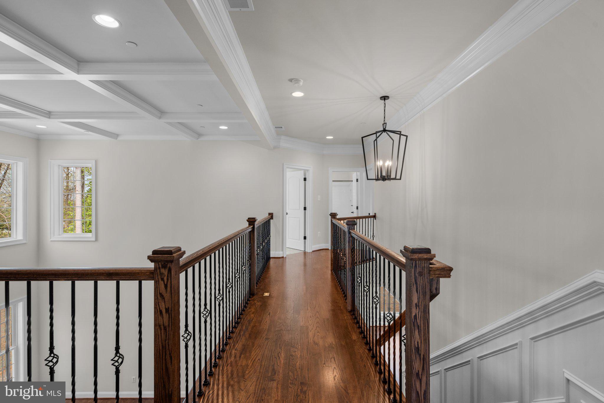 NOB HILL - Residential