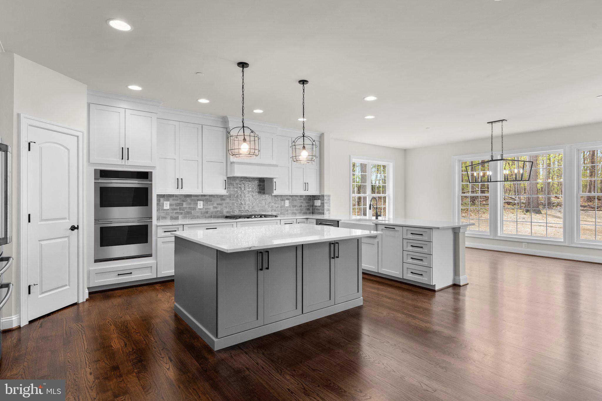 NOB HILL - Residential