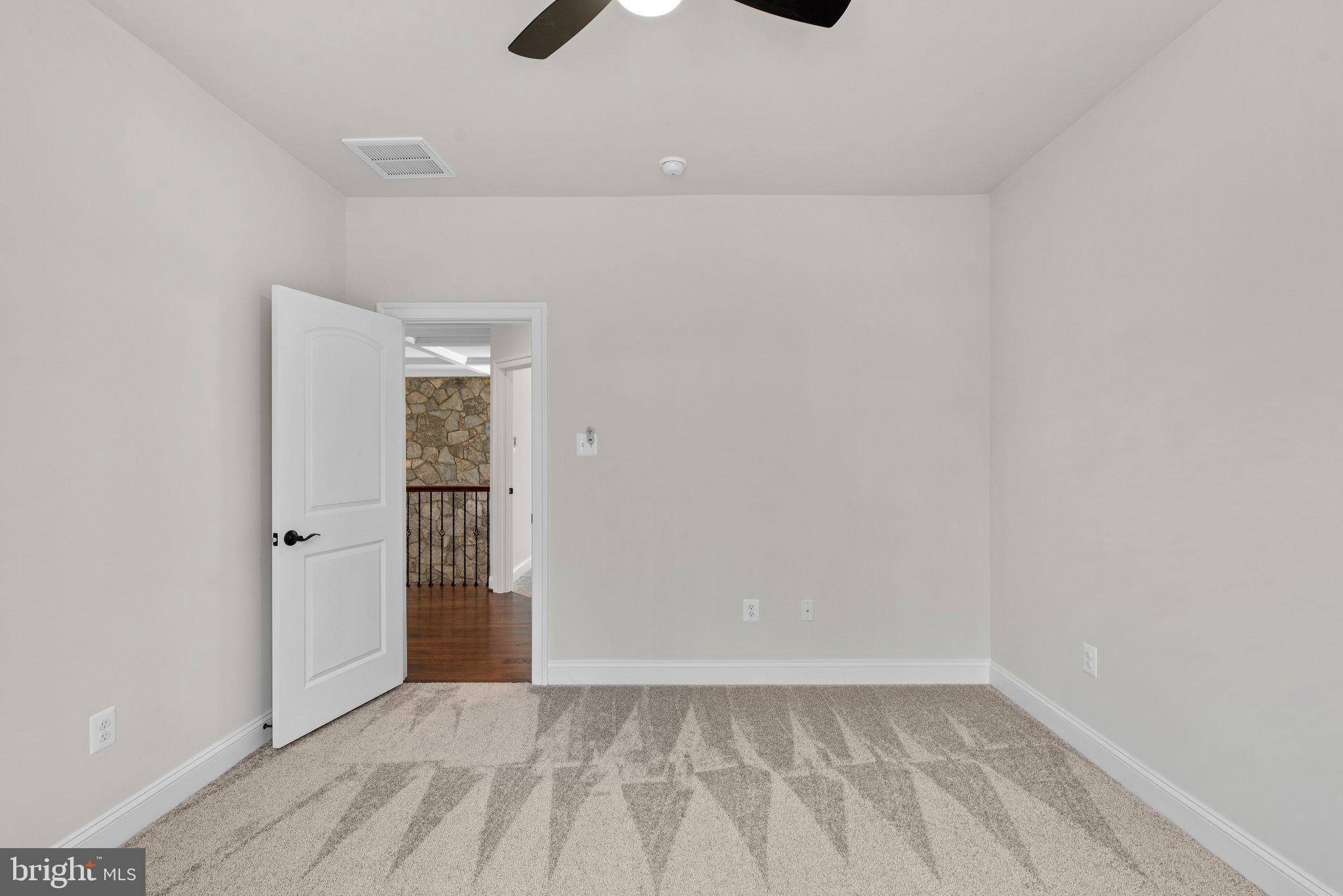 NOB HILL - Residential
