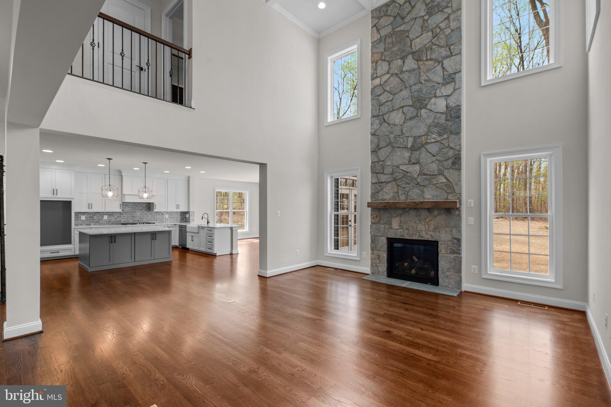 NOB HILL - Residential