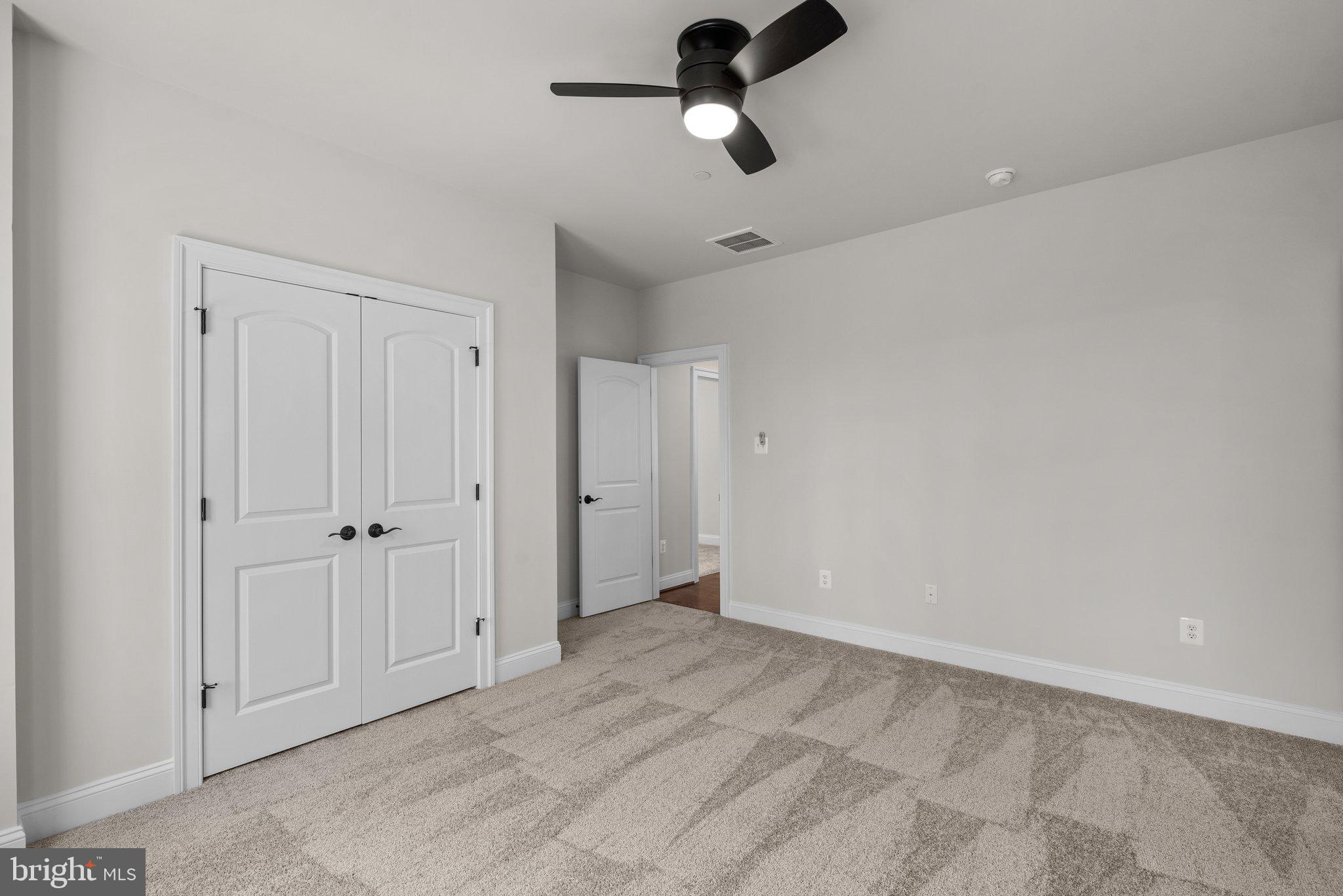 NOB HILL - Residential