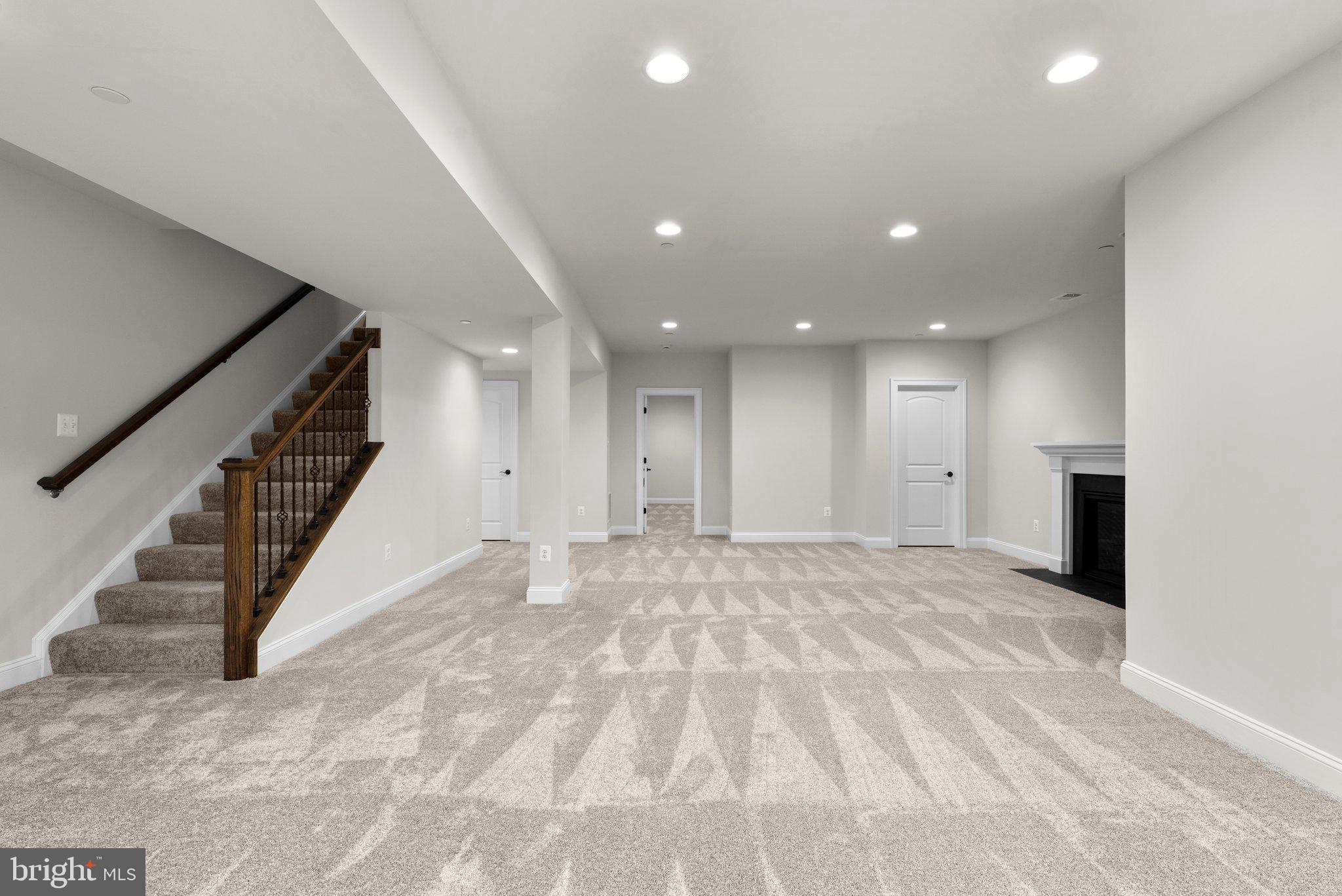 NOB HILL - Residential